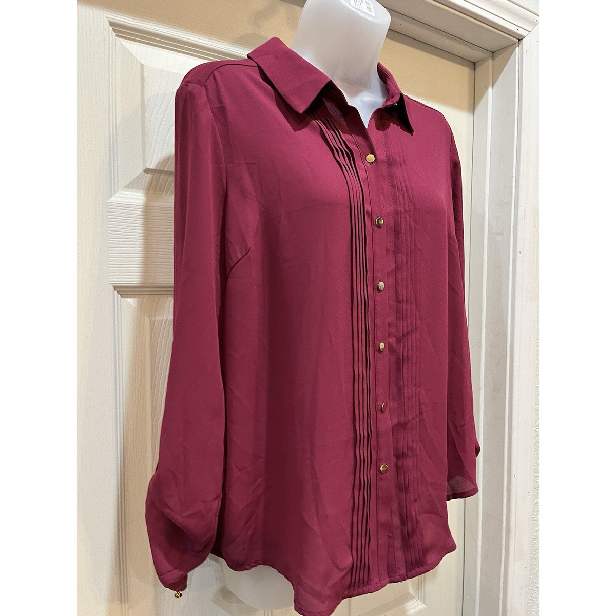 Forever 21 Burgundy Button Down Ribbed Blouse Women's Size Medium Long Sleeve