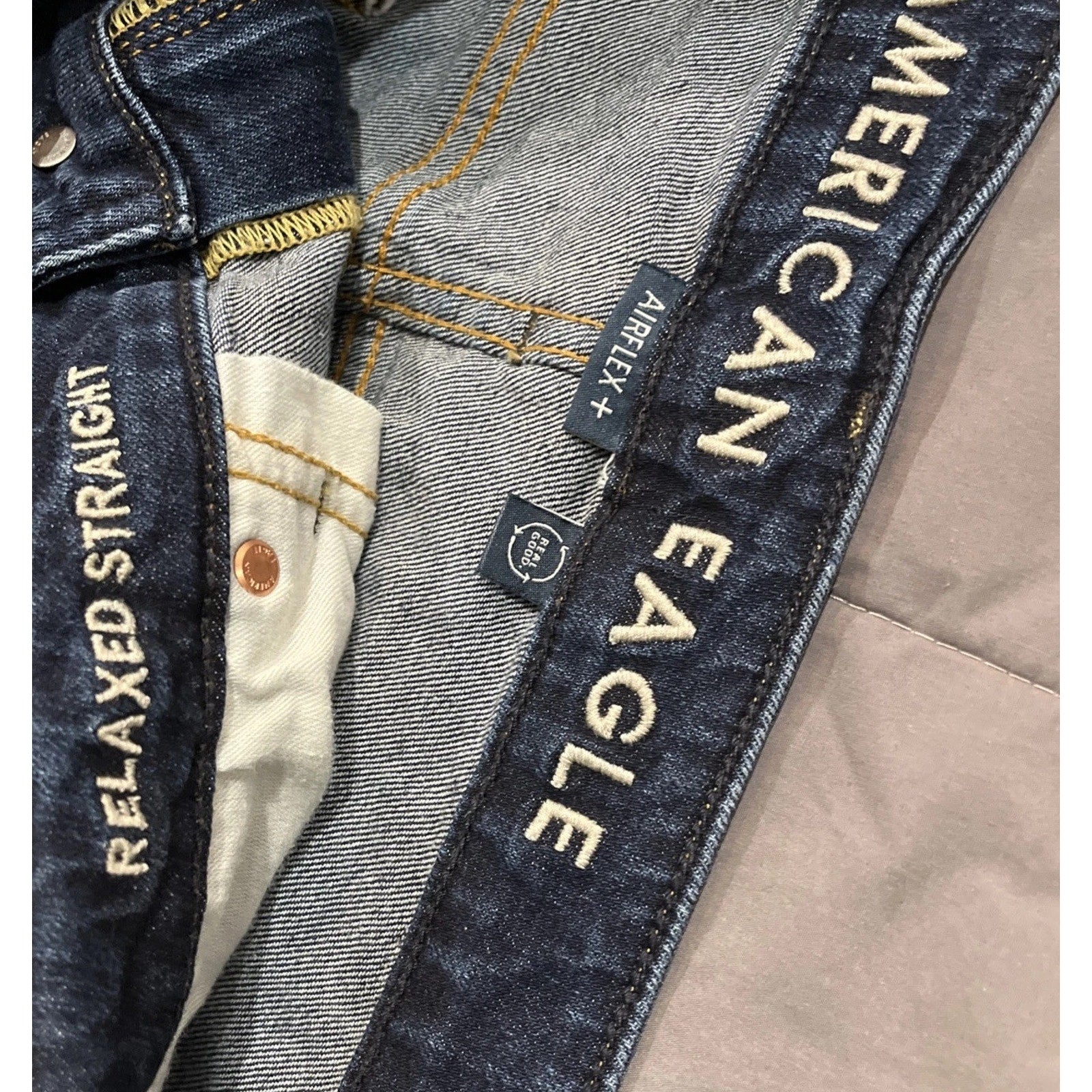 American Eagle Relaxed Straight Jeans Men's Size 36x30- Mid Rise Medium Wash