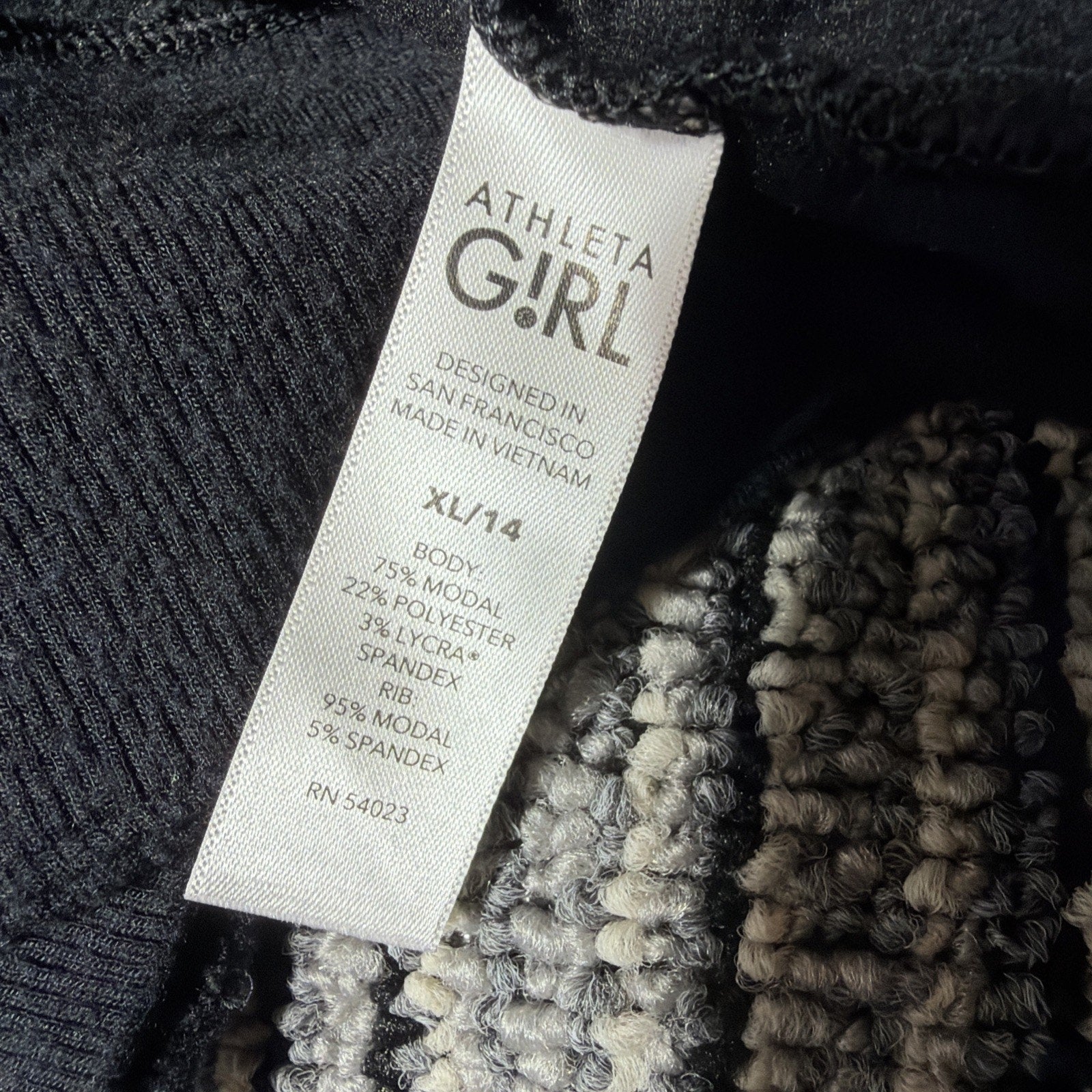 Athleta Girl Sweater Cardigan Size XL 14 Black Wrap N Roll Open Front Pockets