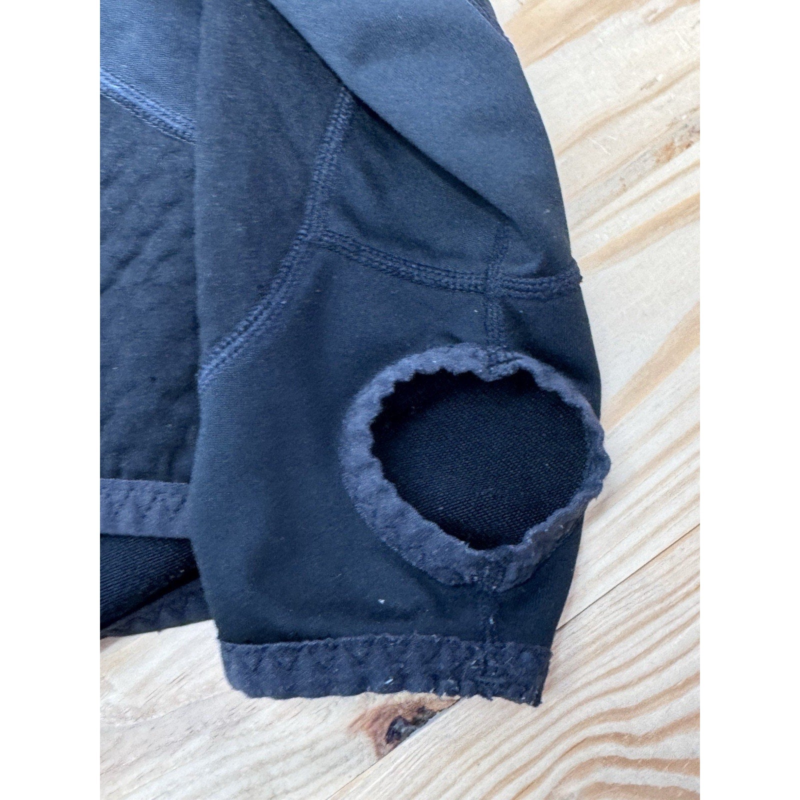 Nike Sphere Fleece Hoodie Black With Thumb Holes Play wear Boys Large Size 14/16