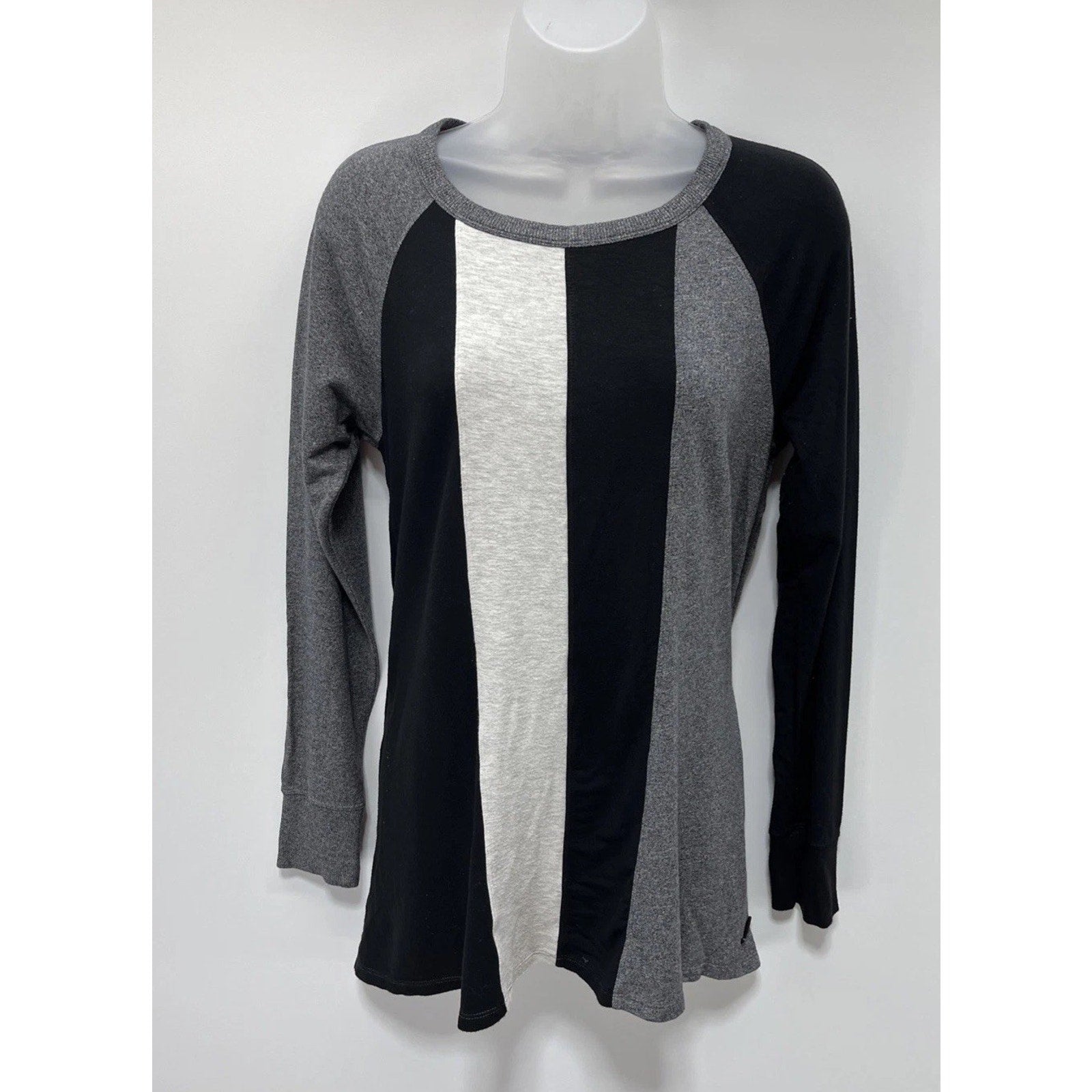 Calvin Klein Performance Triple Color Sharkbite Pullover Black M