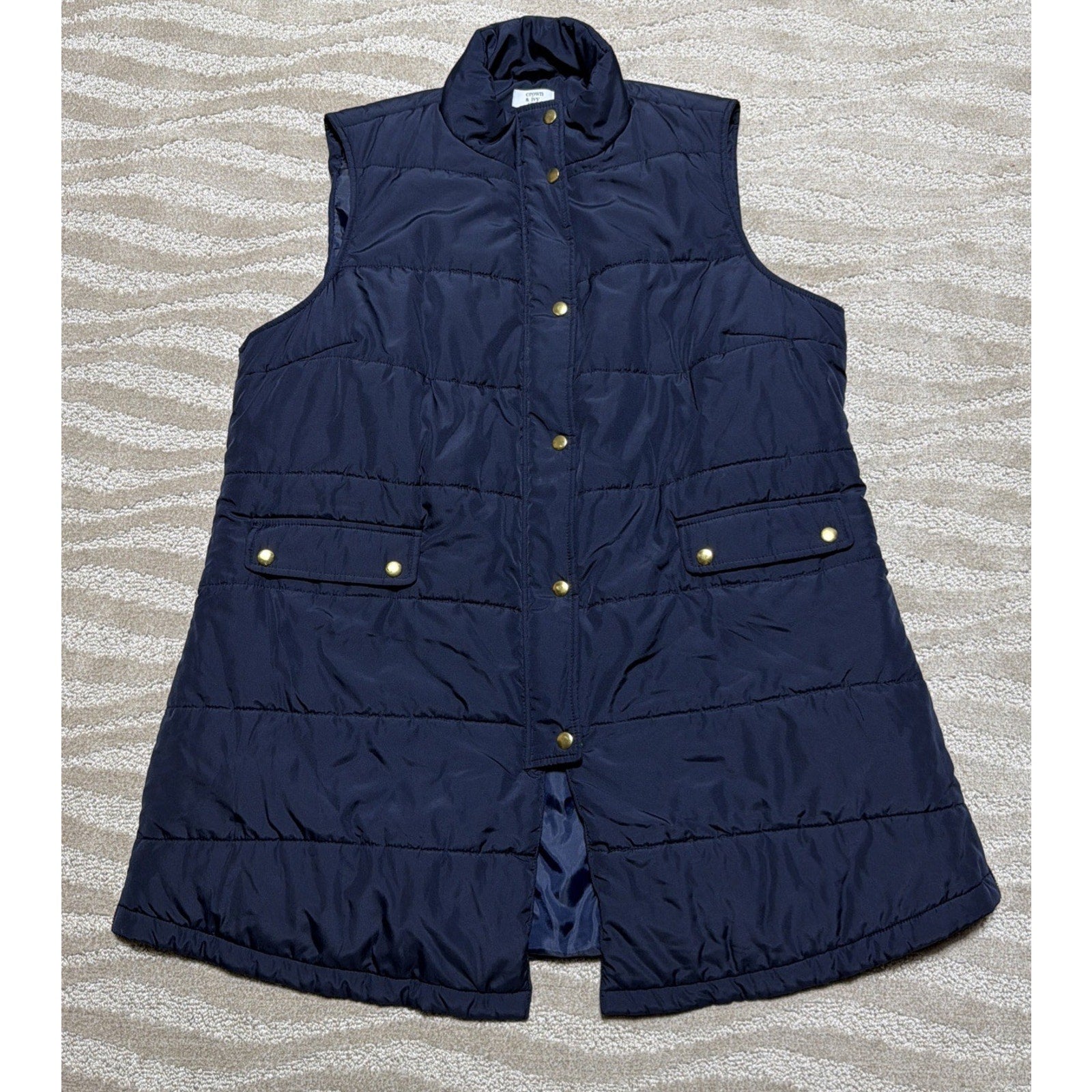 Crown & Ivy Curvy Women 2X Navy Blue Puffer Vest Quilted Snap Front Pockets