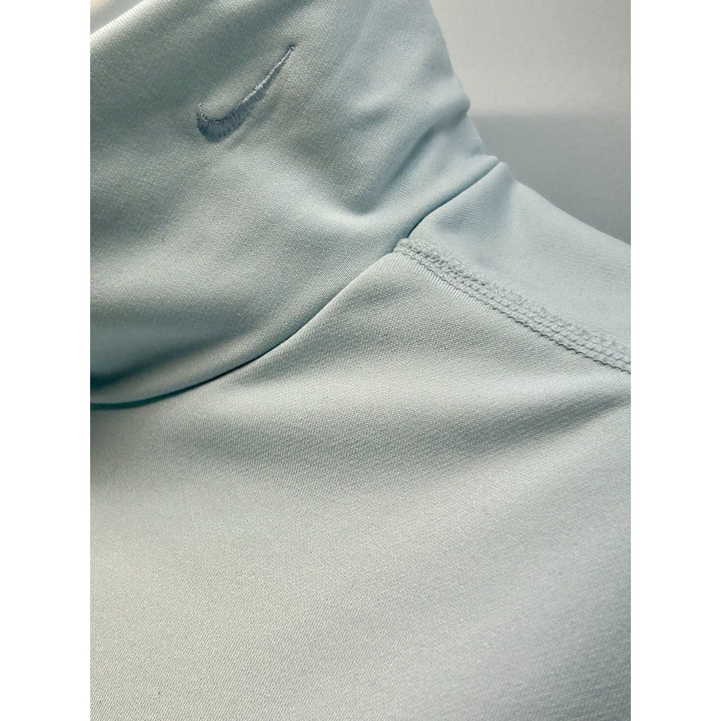 Nike Dri-fit Women’s Long Sleeve Running Shirt Size Medium Seafoam .