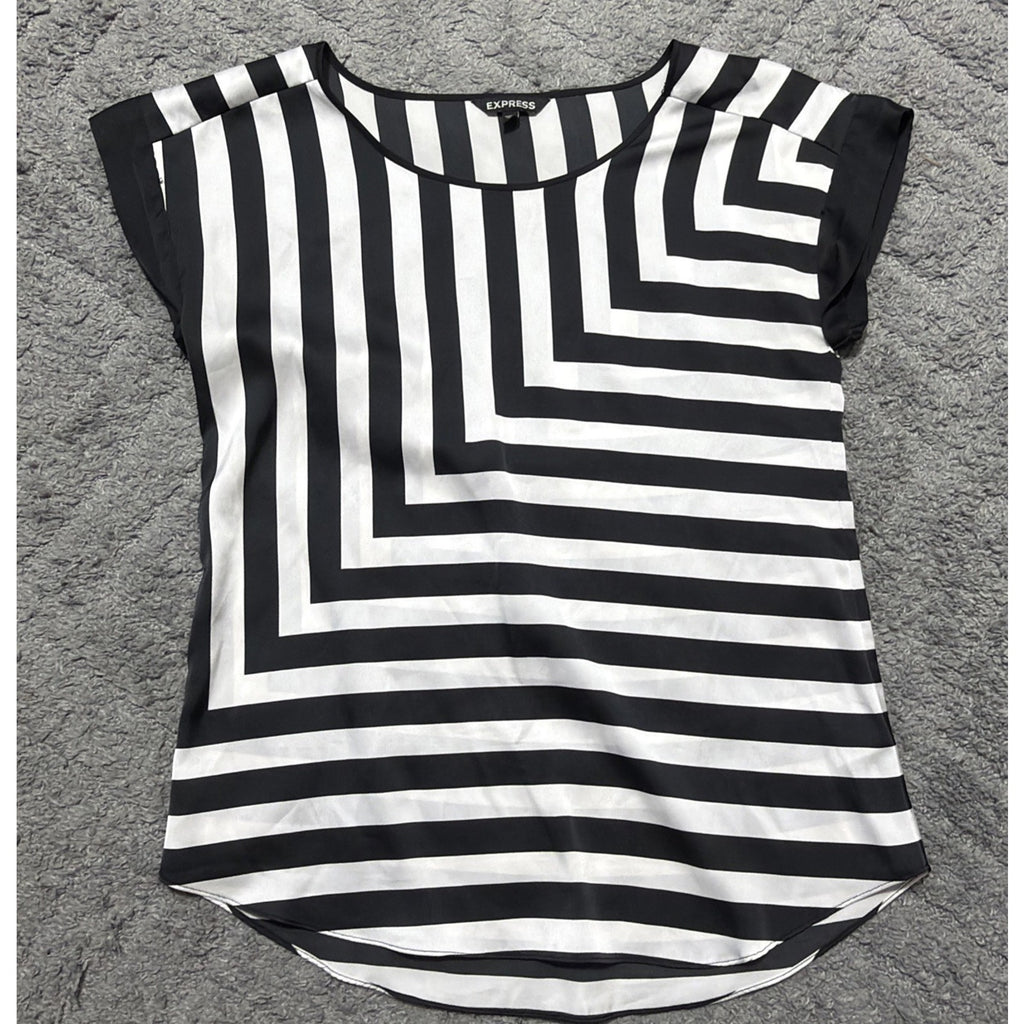Express Women's Black And White Short Sleeve Shirt Blouse stripes Size Medium