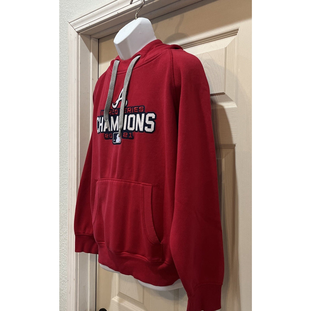 Antigua Atlanta Braves World Series 2021 MLB Victory Hoodie Size M