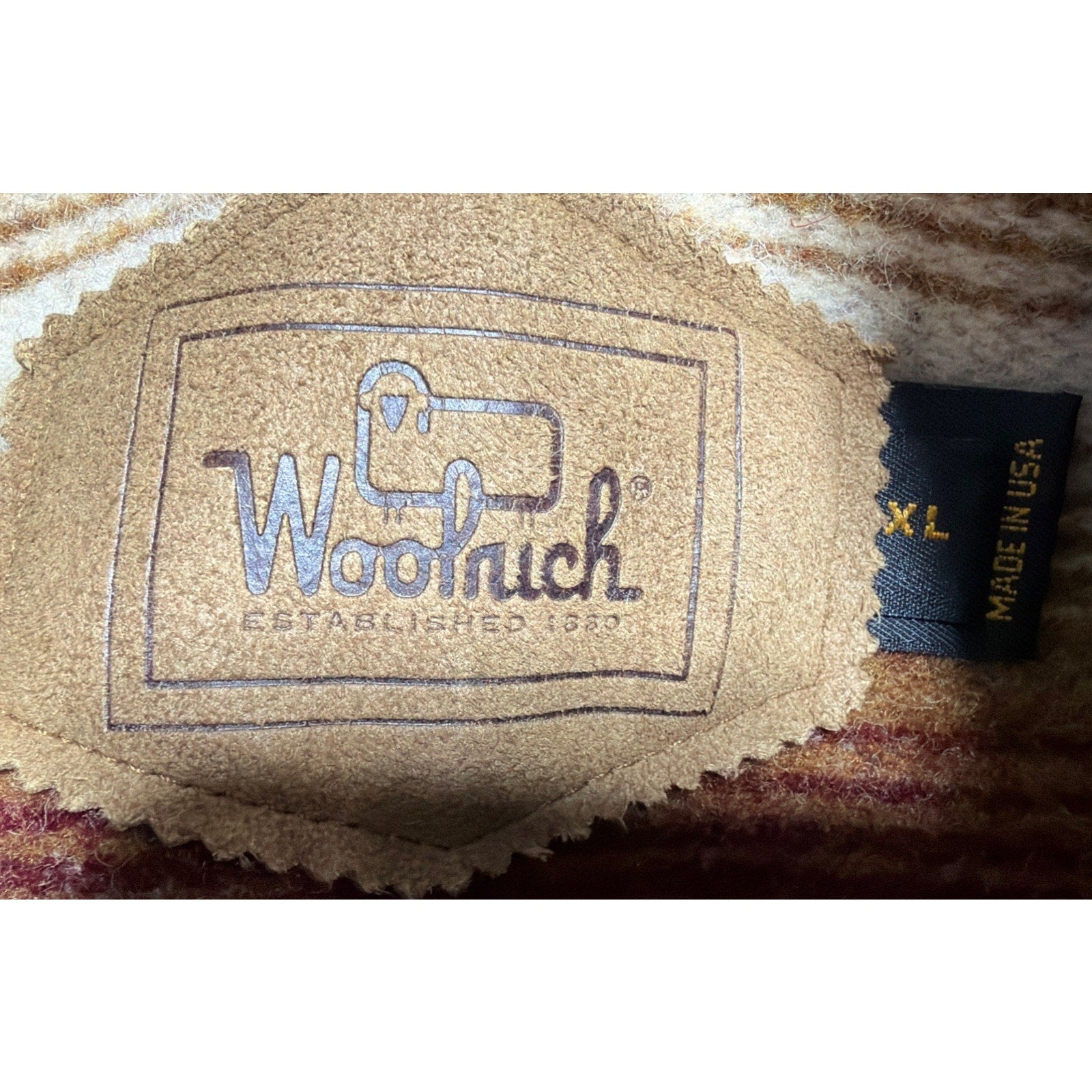 Vintage Woolrich Made USA Aztec Blanket Wool Lined BarnChore Canvas Jacket XL