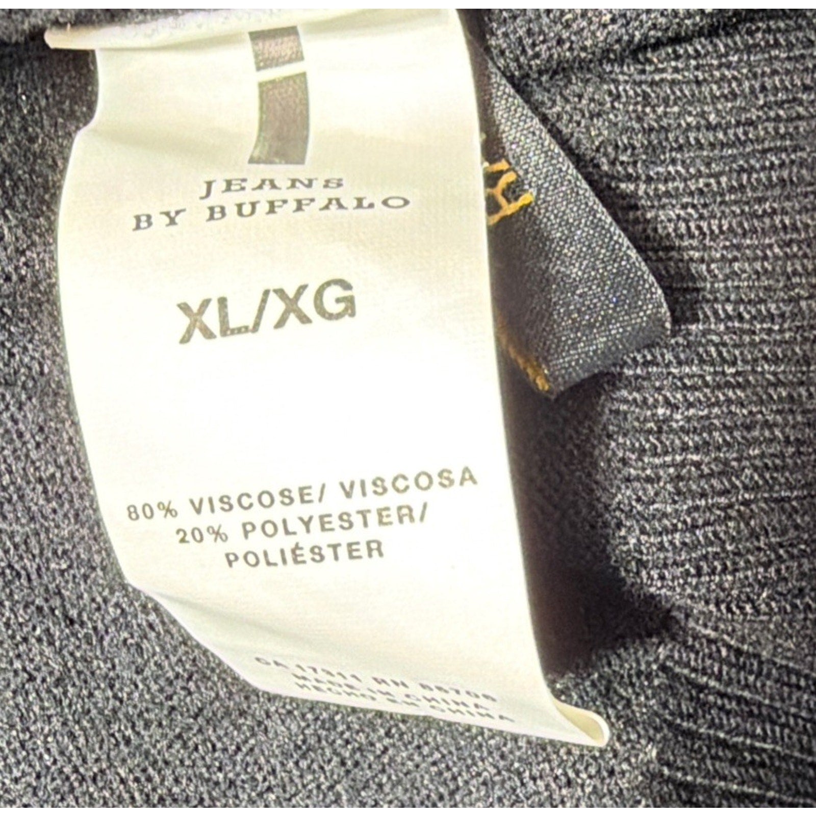 Jeans By Buffalo Race Men’s V-neck Black & Sweater Size XL