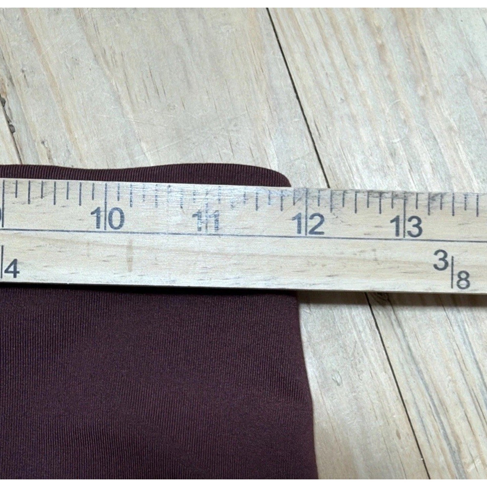 NWT old navy womens S maroon raisin power press bike shorts