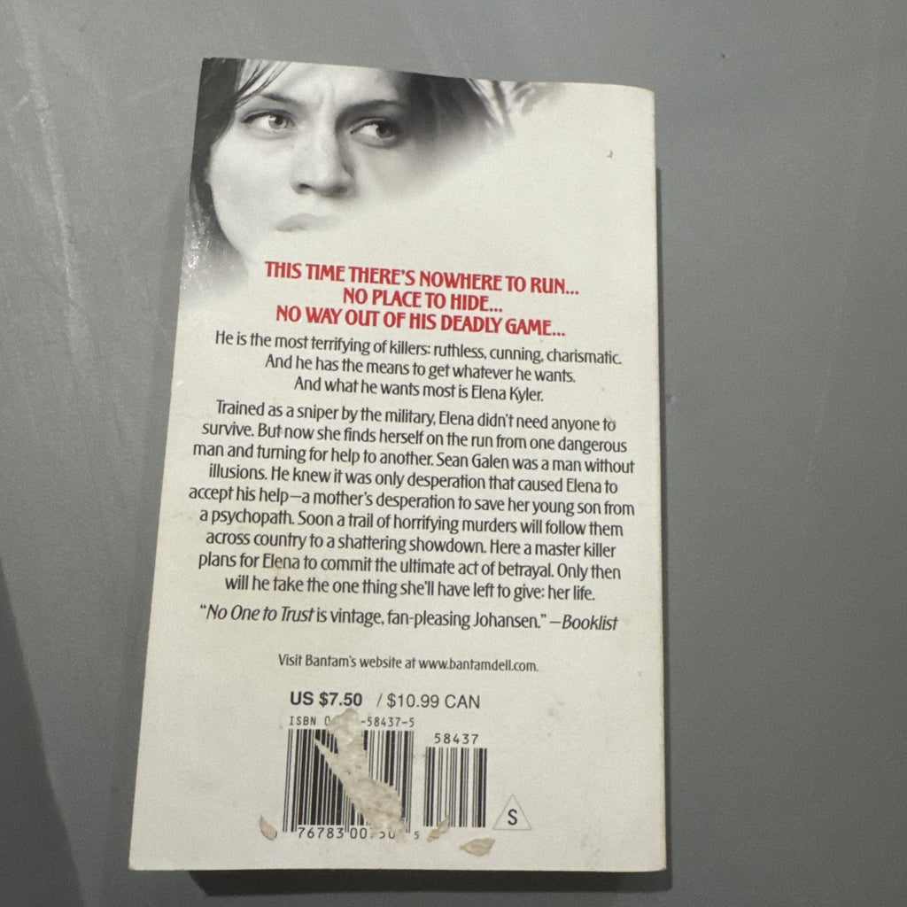 Iris Johansen No One to Trust Paperback Suspense Fiction Novel Adults Bantam