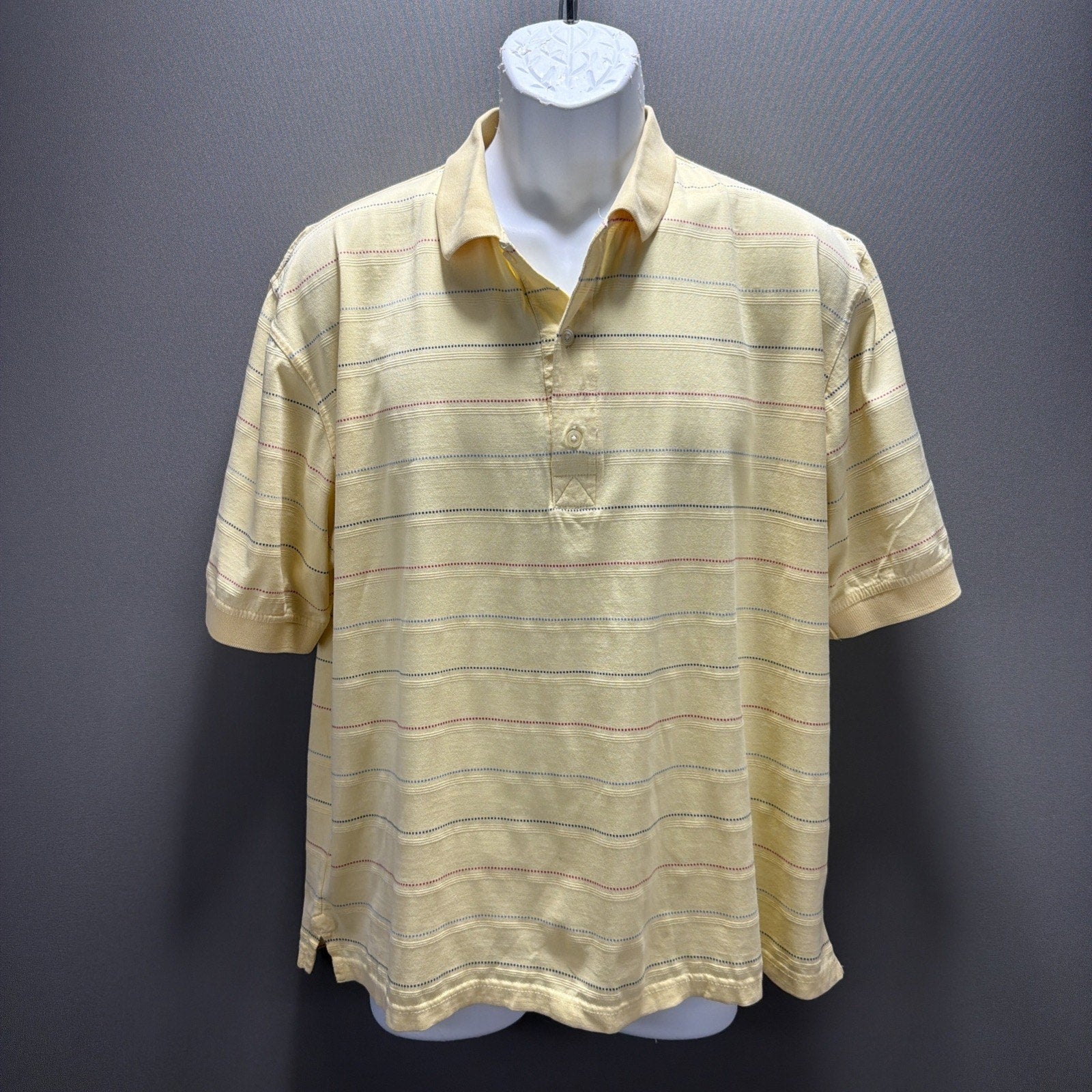 Greg Norman Shirt Mens Medium Pale Yellow Short Sleeve Golf Polo