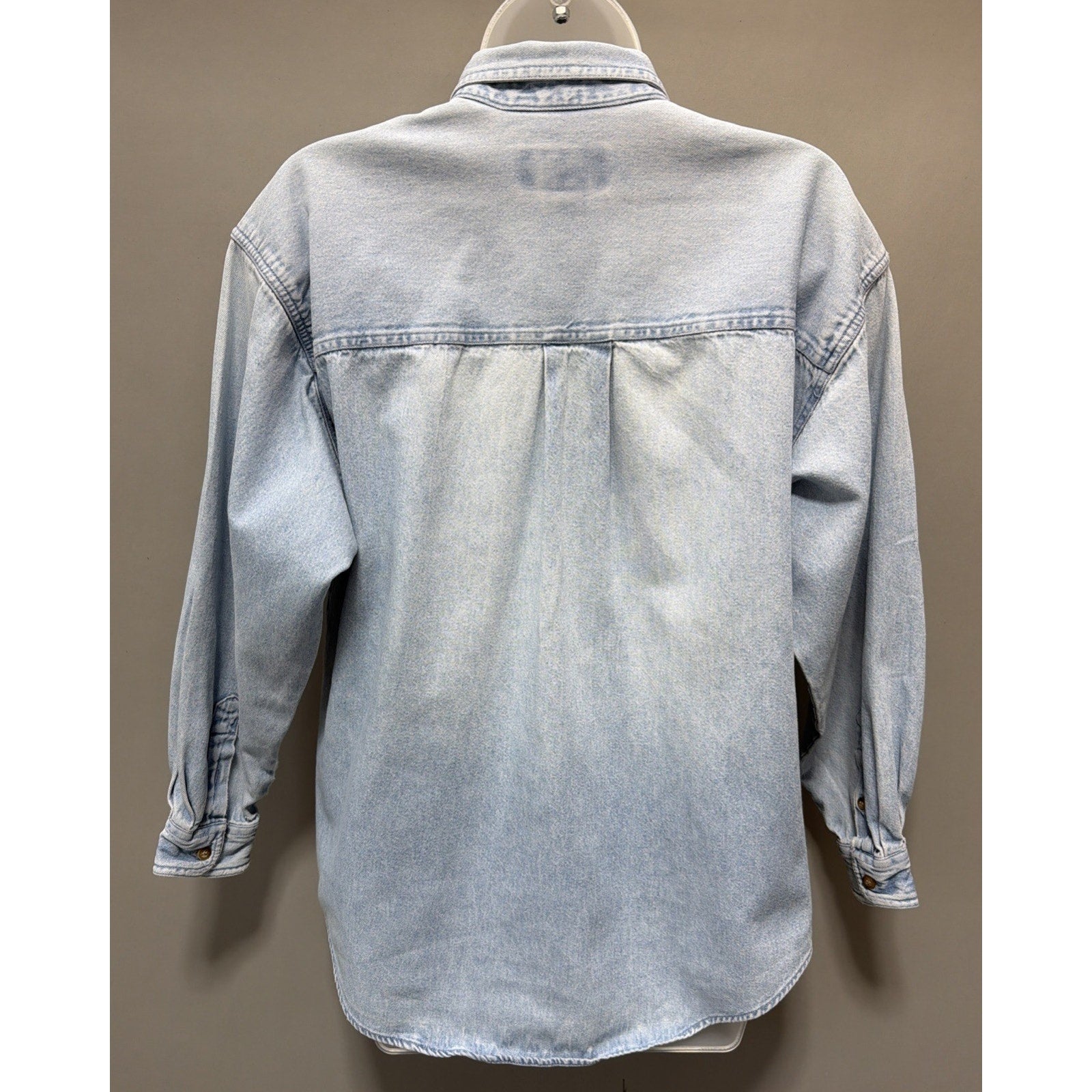 Vtg 90s Eddie Bauer Chambray Denim Shirt Womens Blue Button Up Outdoors Sz S