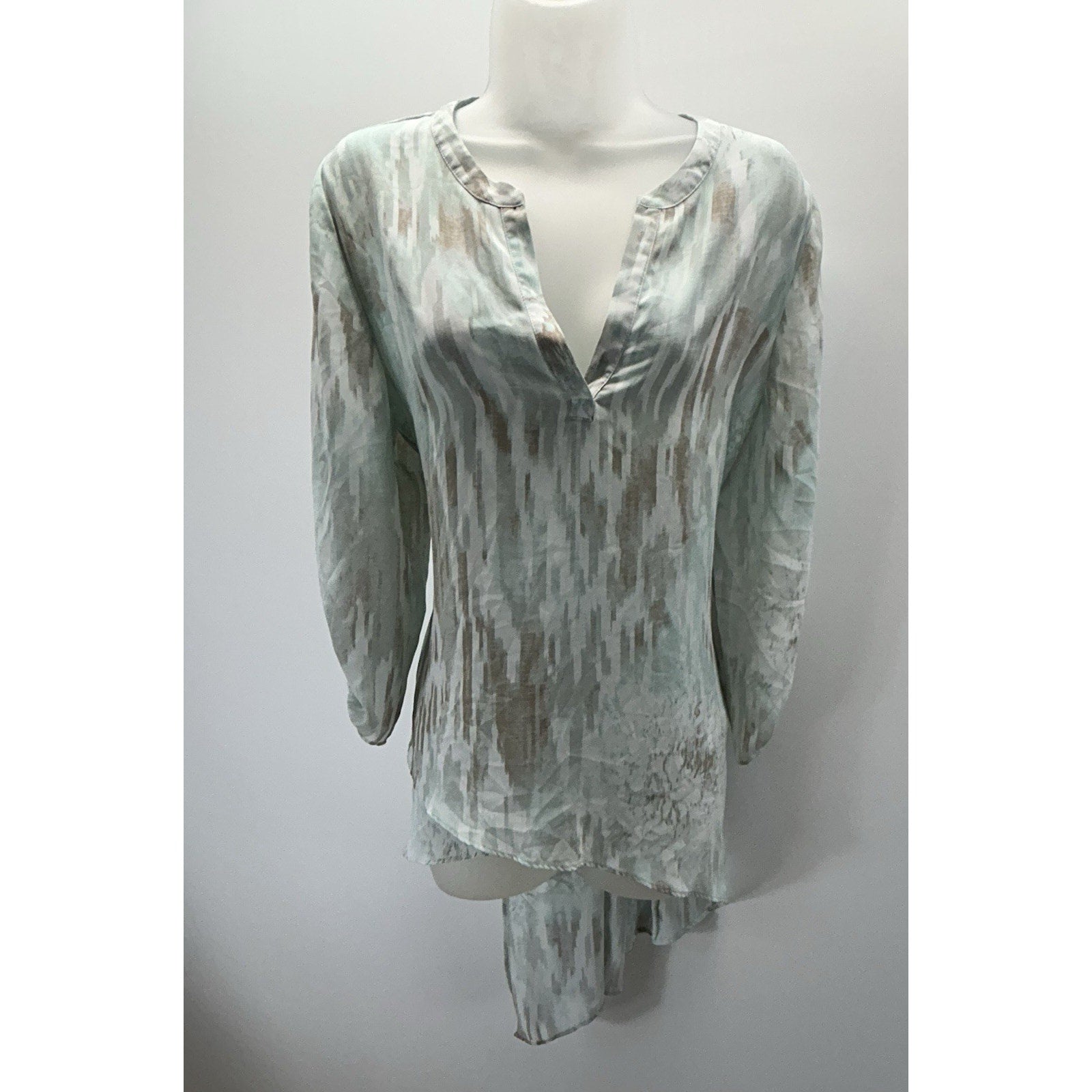 Chico's Blue Striped Long Sleeve Boat Neck Top Size1 Medium.