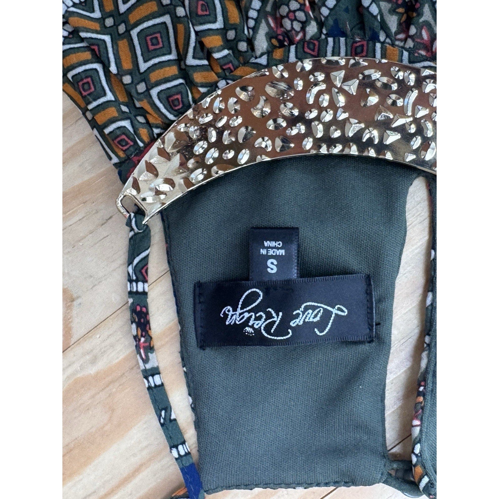 Love Reign Geometric Print Halter Spaghetti Strap Dress Green Red Women’s Size S