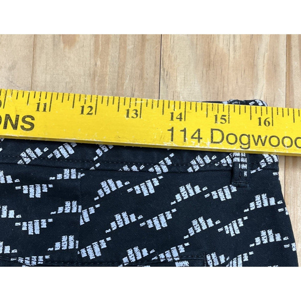 Old Navy Black White Geometric Print Pixie Shorts Sz 6