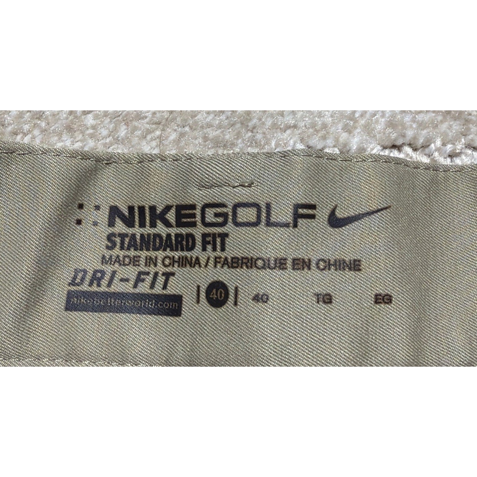 Nike Golf Shorts Men Size 40 Biege Dri-Fit Standard Fit Pockets Stretch Golf