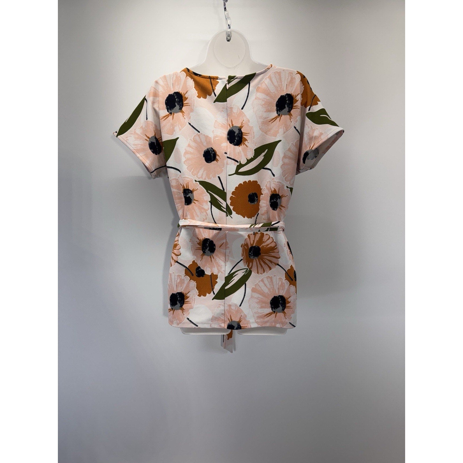 Ann Taylor Pink Floral Short Sleeve Back Zip Tied Waist Blouse Women’s Size Med