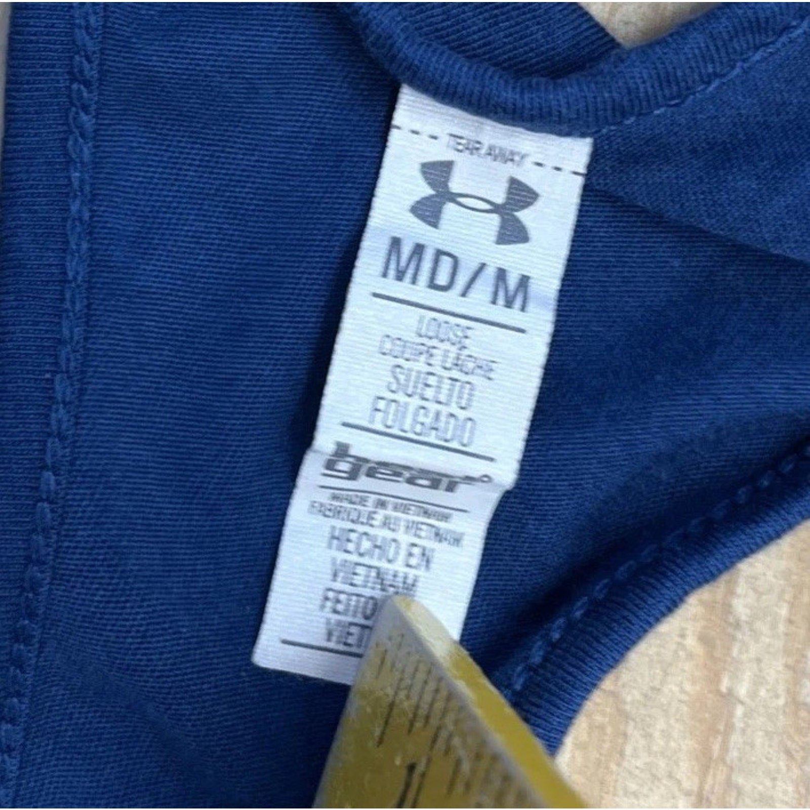 Under Armour navy blue Loose Heat Gear racerback tank Size Medium