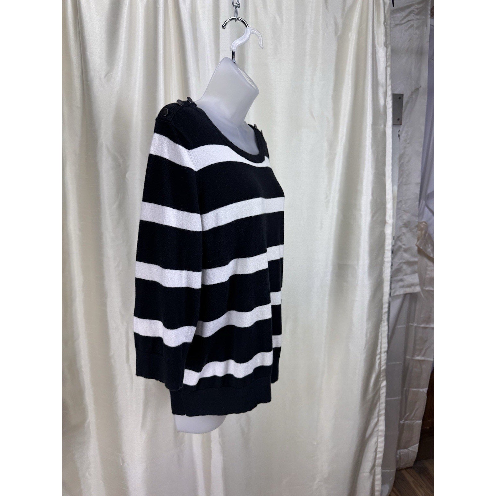Ann Tayler Loft Women's Sweater, Black and White Striped, Size XL Button Accent