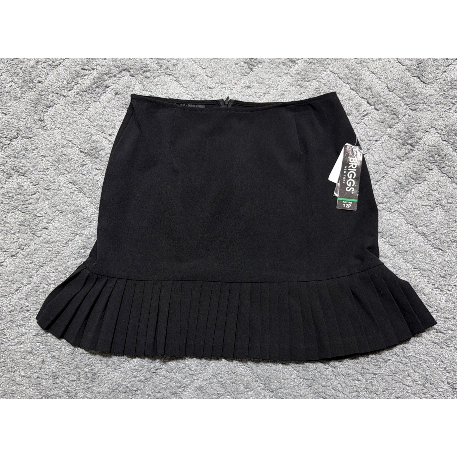Briggs New York Womens Skirt 12P Petite Black Pleated Hem Flounce Career NWT