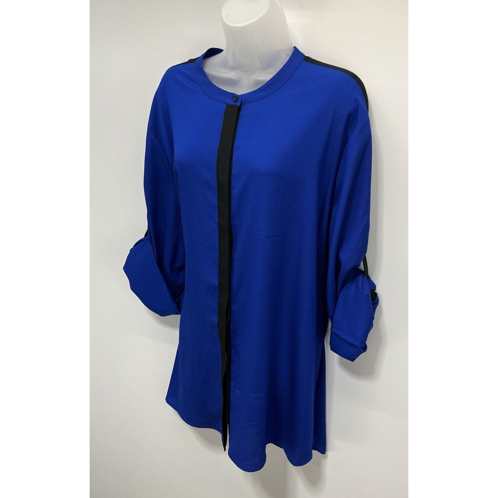 Calvin Klein 3X Women’s Blue & Black V-neck Top Blouse Roll Tab Long Sleeves