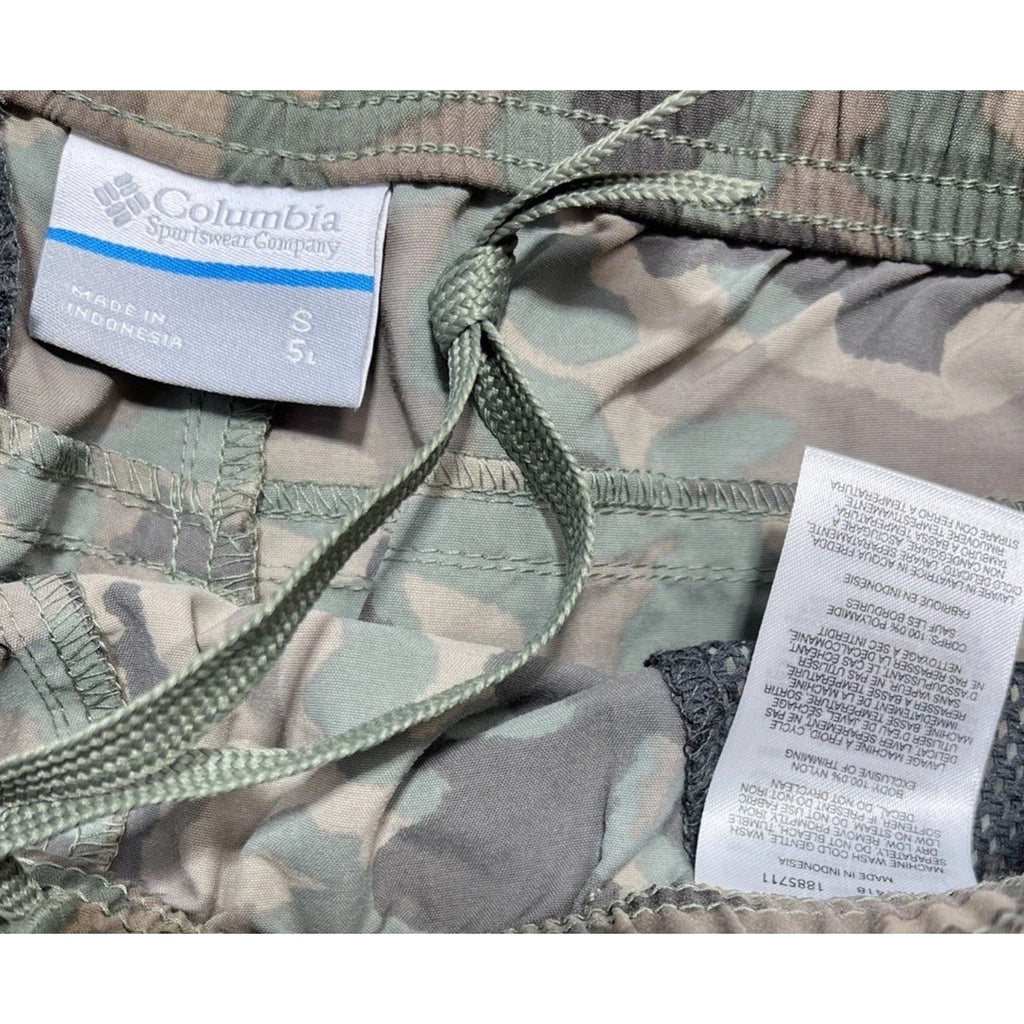 Columbia Women's Sandy River 11 Court Shorts Small S Camo Regular Fit Nylon $60