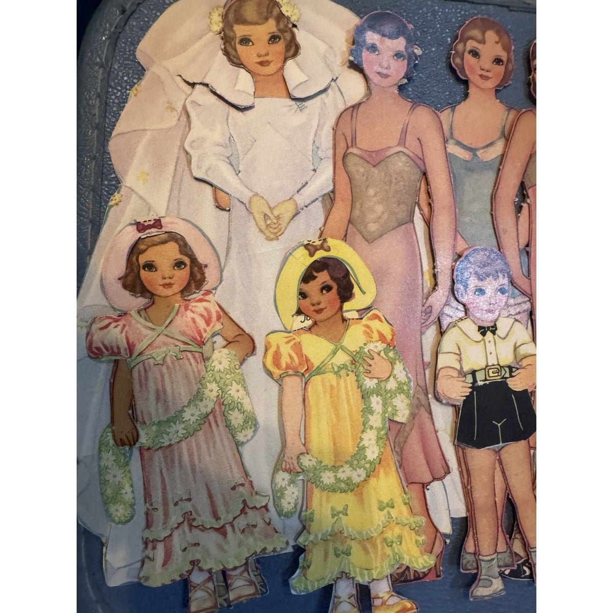 Huge Vintage Paper Dolls Lot 1930s 40s 50s Dolls Clothes Outfits Ephemera 100+