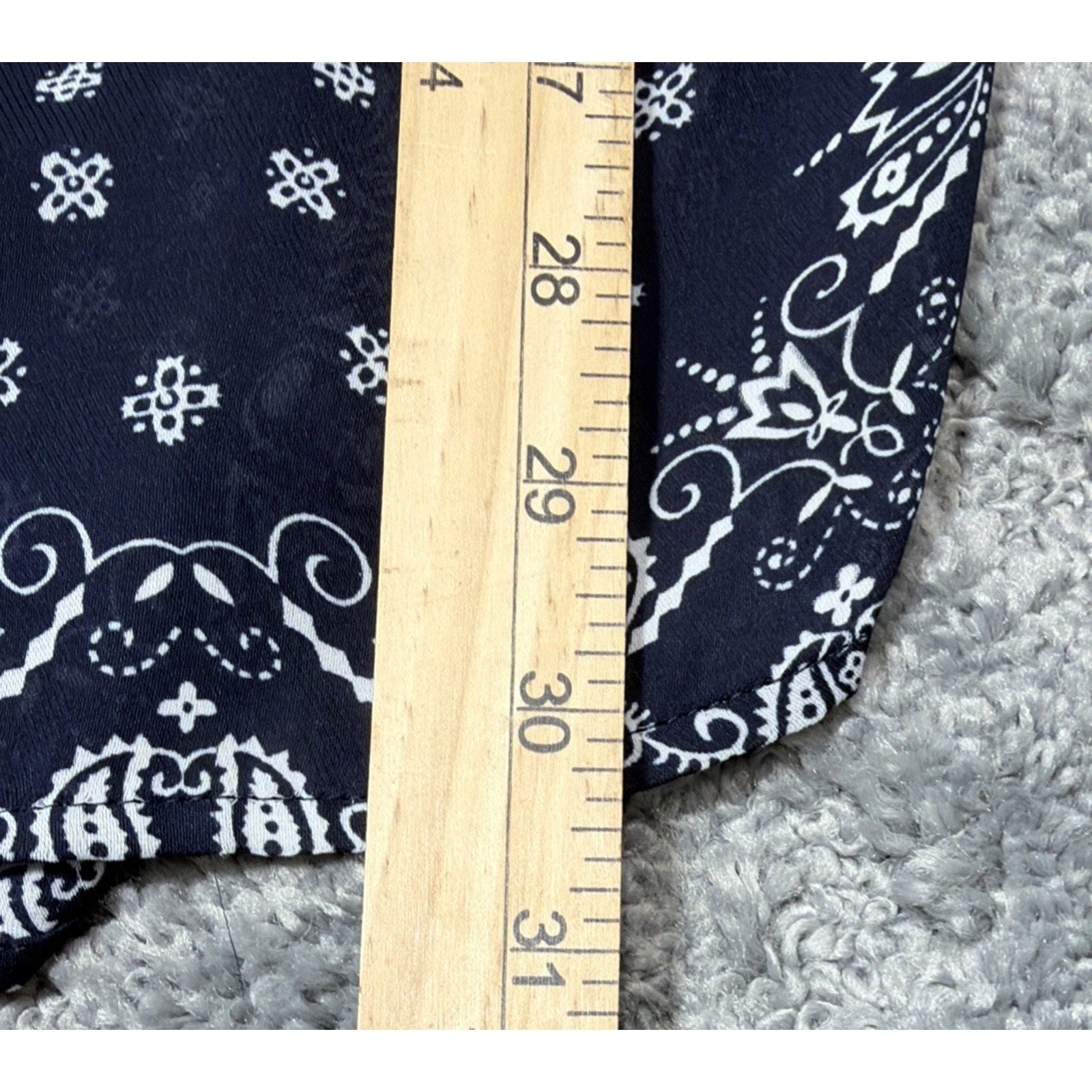 Banana Republic Top Womens XS Paisley Semi Sheer Tunic Blouse Blue 1/2 Button