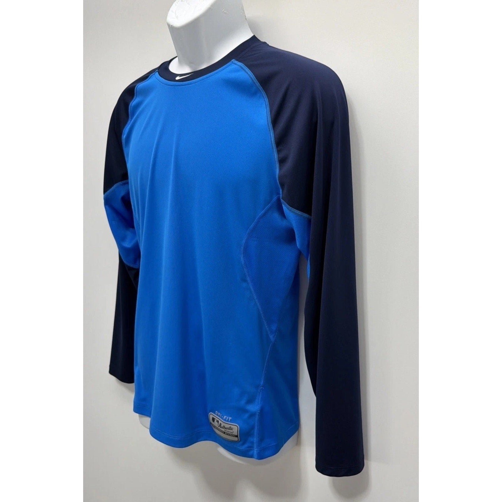 Nike Pro Combat Men’s M Blue Vented Authentic Collection Baseball Top Active
