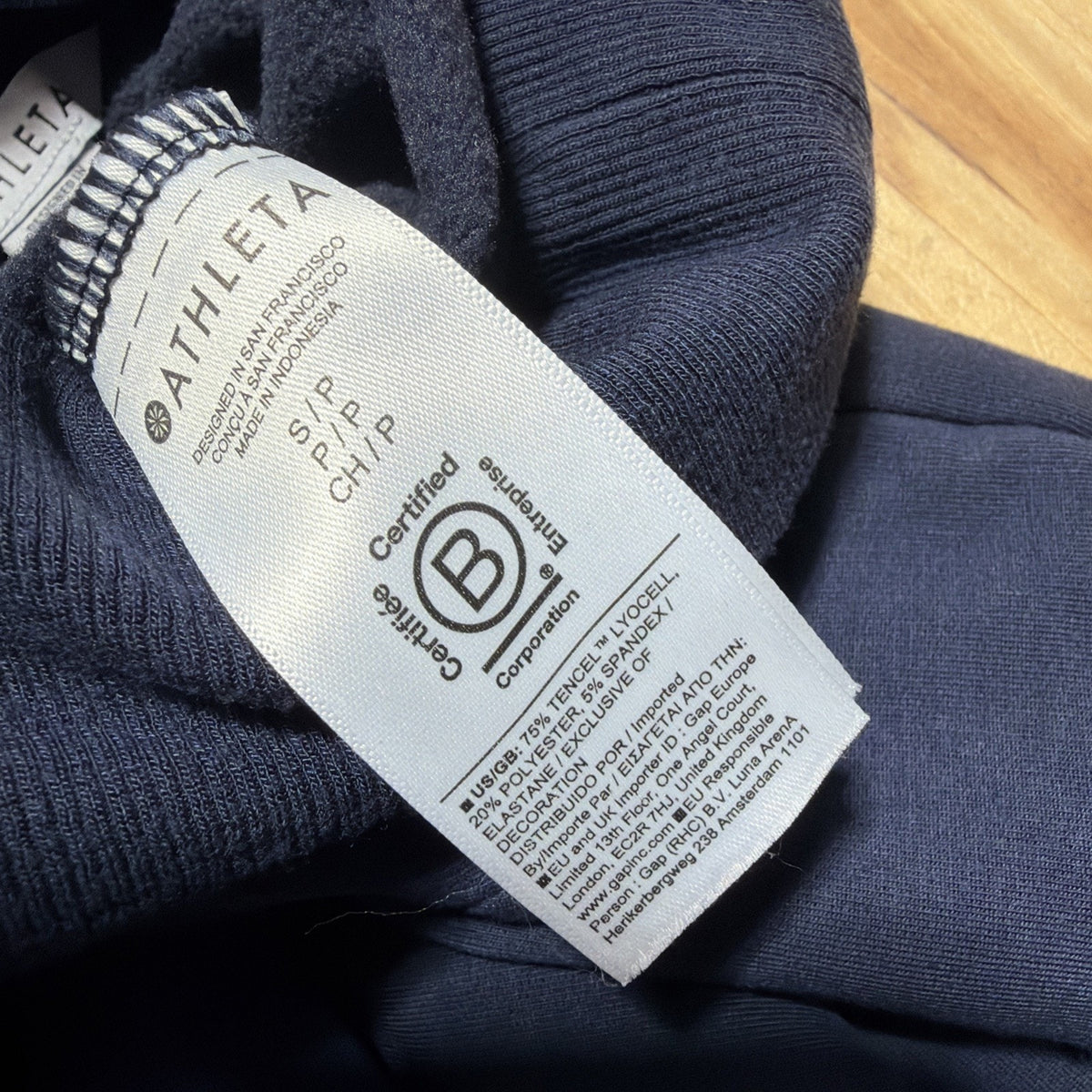 Athleta Women’s Navy Fleece Jogger Pants Size S Pull-On Pockets