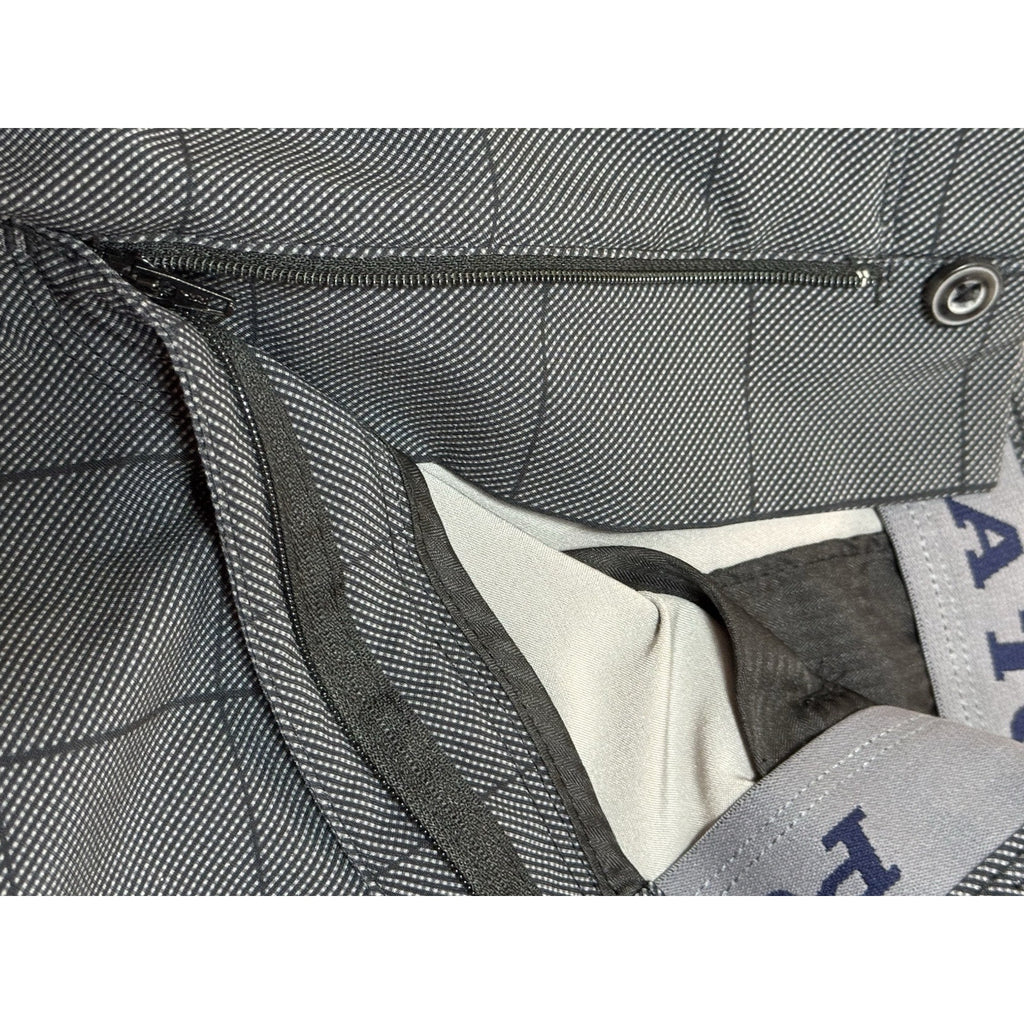 PGA Tour Shorts with Media Pocket in Gray Check Size 36 Golf Leisure