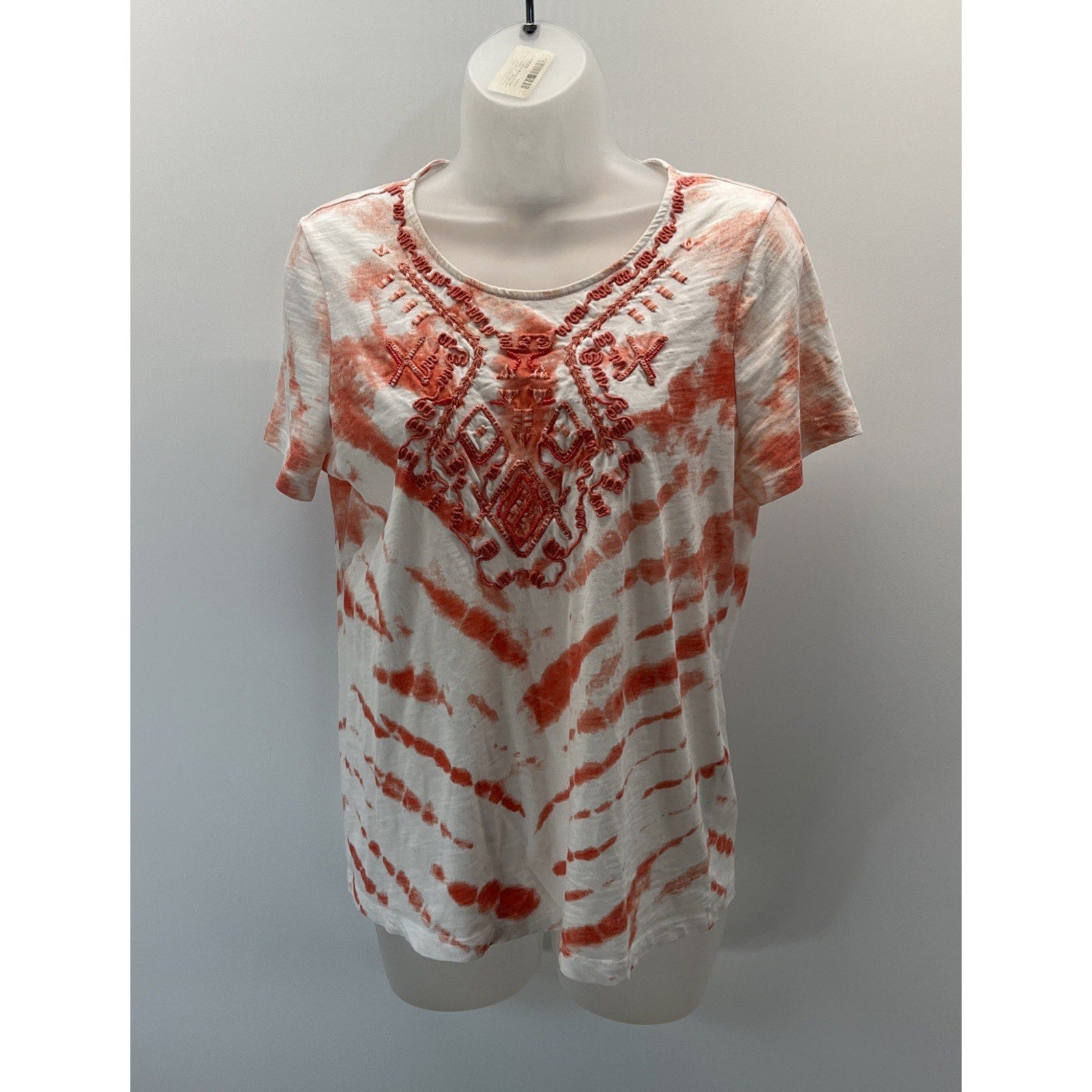 Chicos womens Top Size 0 Small Peach print T-shirt Embroidered