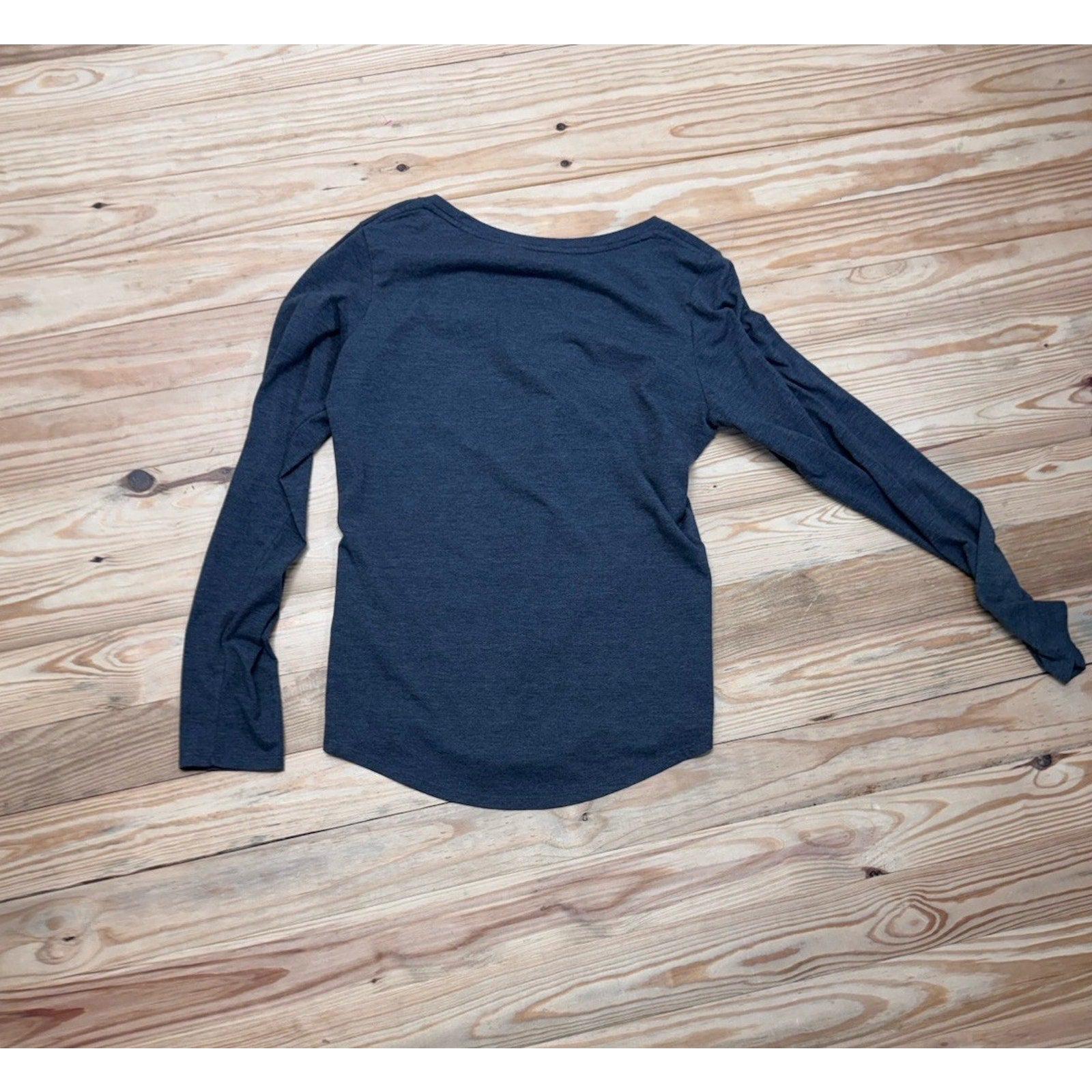 NIKE UNIVERSITY MICHIGAN WOOLVERINES FOOTBALL LONG SLEEVE T-SHIRT Gray Medium