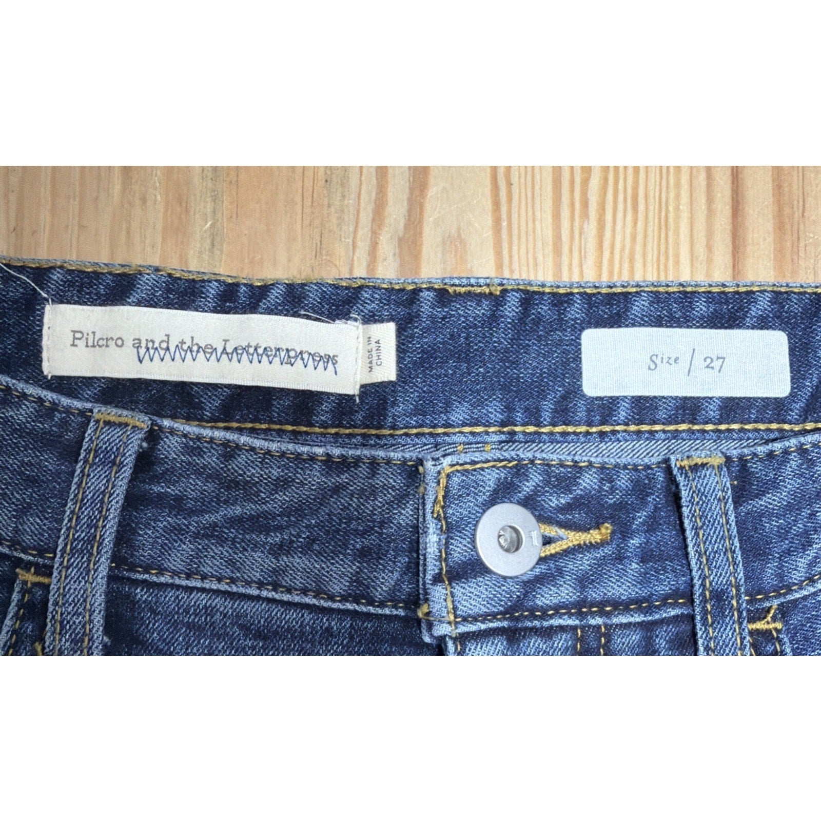 Anthropologie Jeans 27 Womens Pilcro Two Toned Crop Flare Leg Measure 31x28