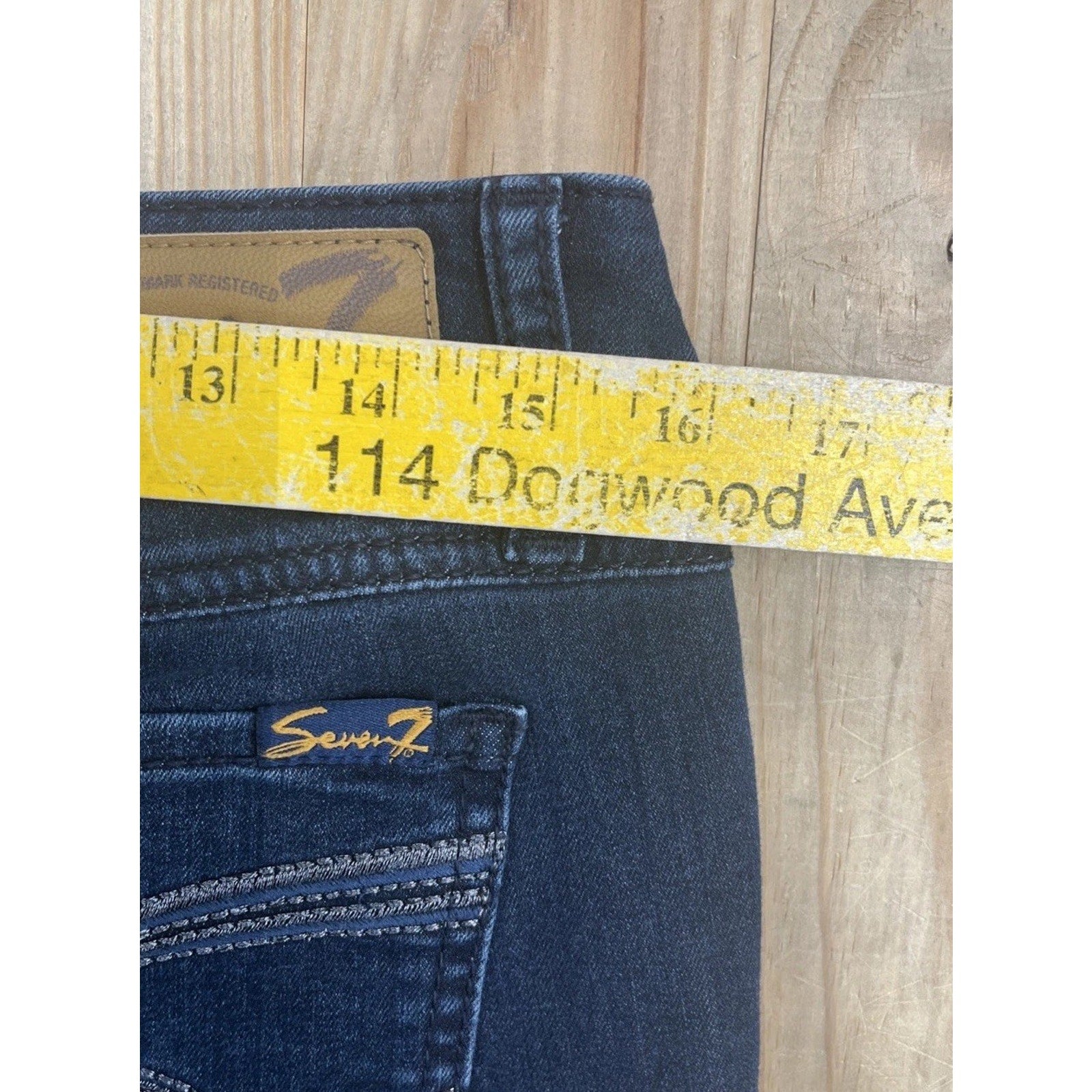 Seven7 skinny Crop Women's size 10 Dark Wash Blue Denim Embroidered Jeans