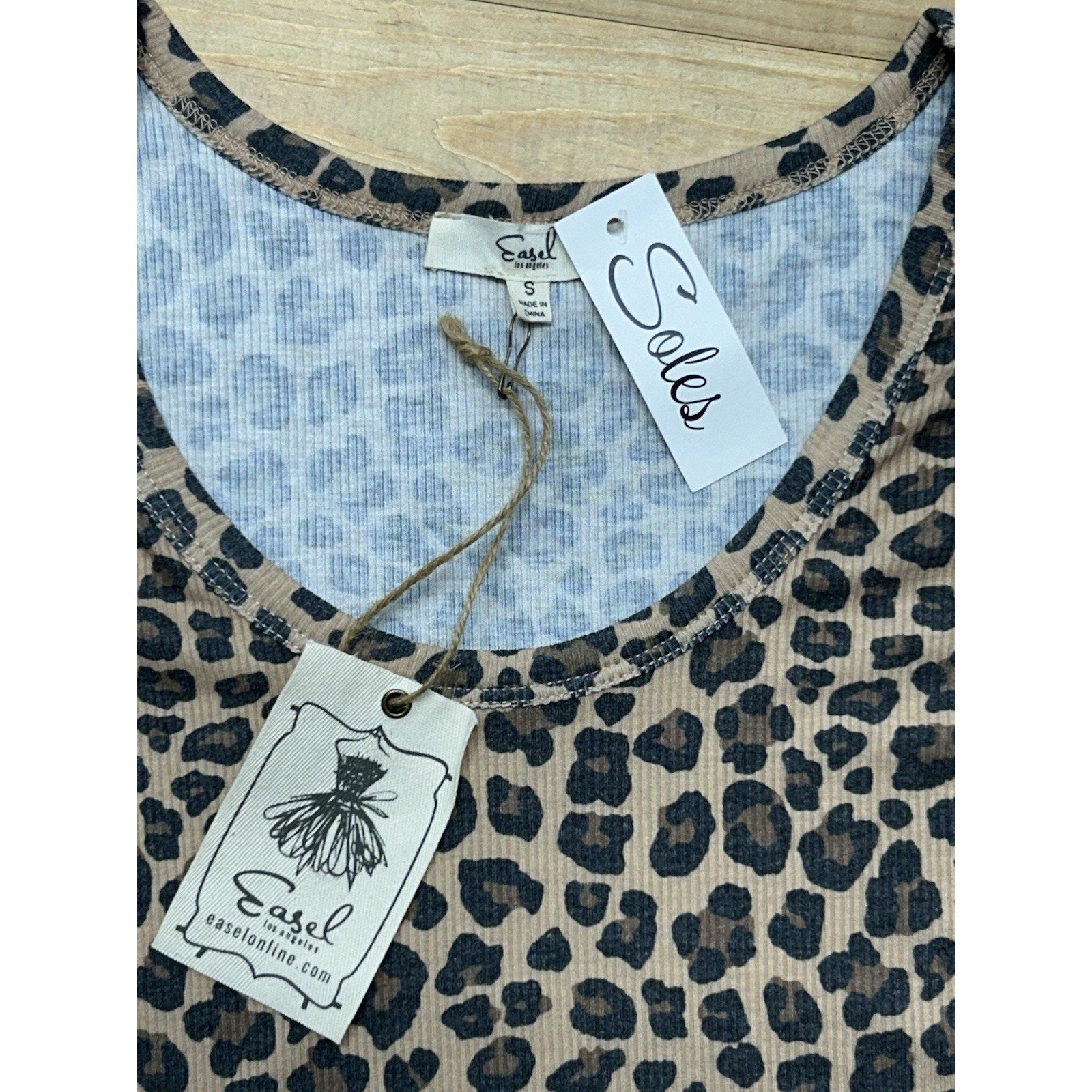 Easel Tank Top Size S Knit Leopard Printed NWT.