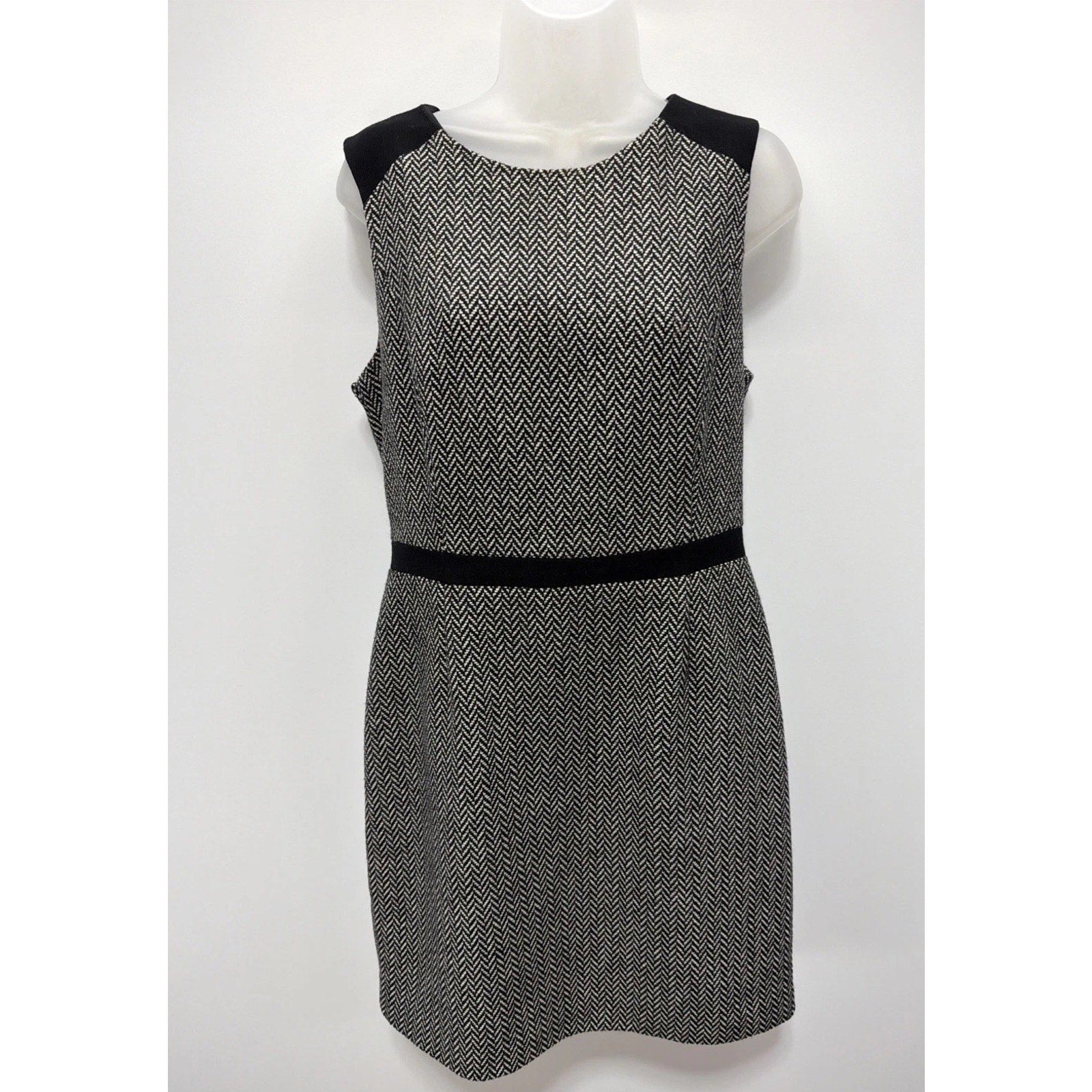 Banana Republic Sheath Dress Size 8 Gray Neutral Career Professional Wool