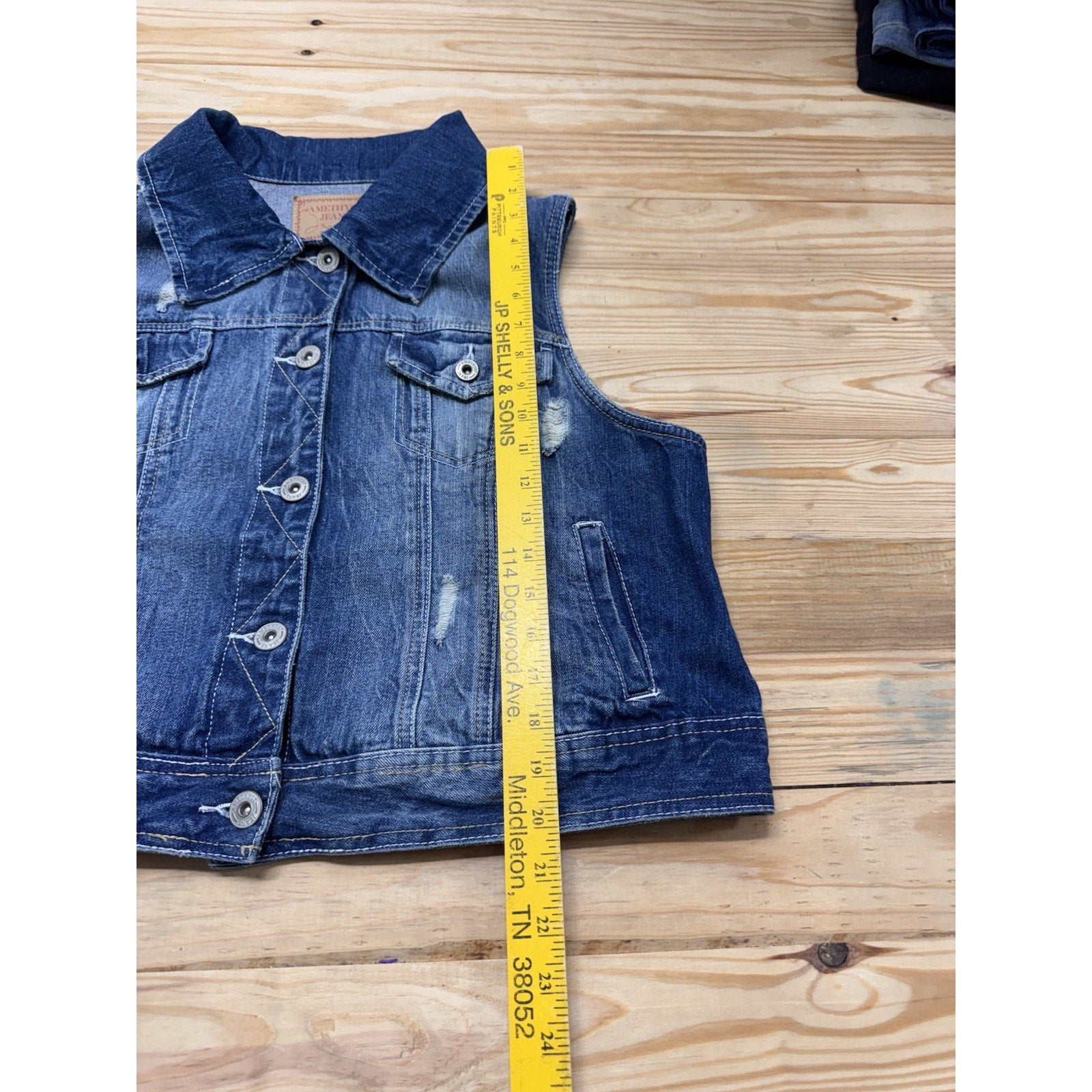Amethyst Women’s Plus 1X Blue Denim Vest Distressed Button Front