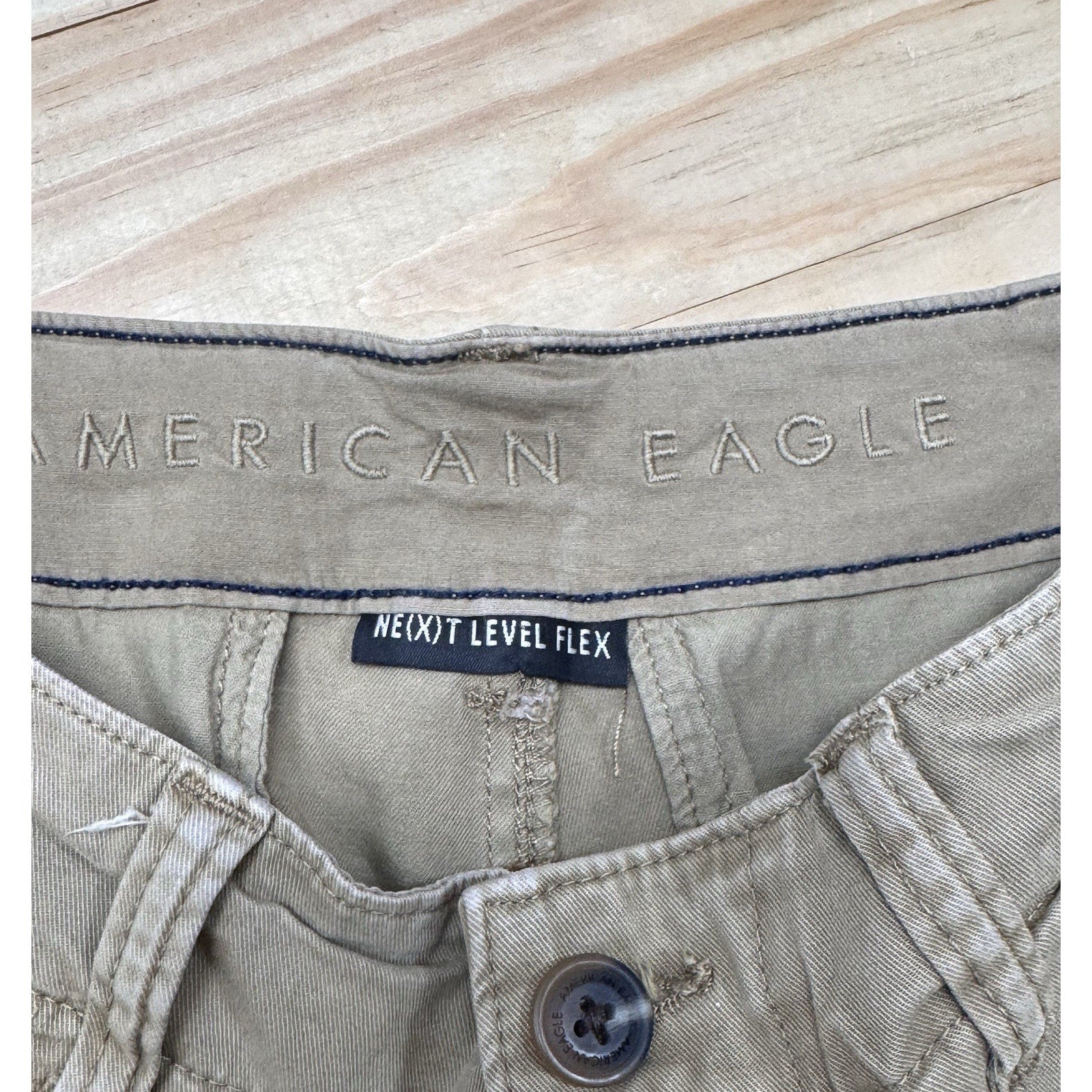 AE AMERICAN EAGLE CLASSIC Khaki CASUAL COTTON Stretch SHORTS MENS SIZE 31 x 10