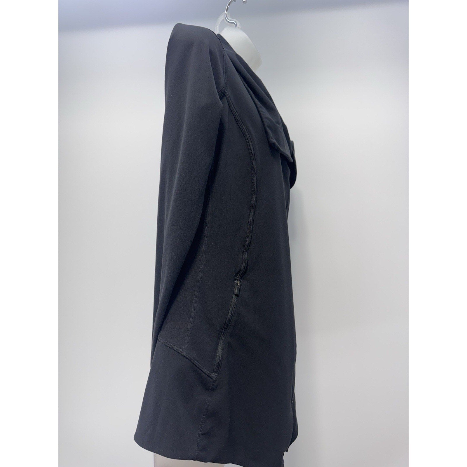 Athleta Blissout Assymeyrical Zip Jacket Sheer Back Black Athletic Women’s XS