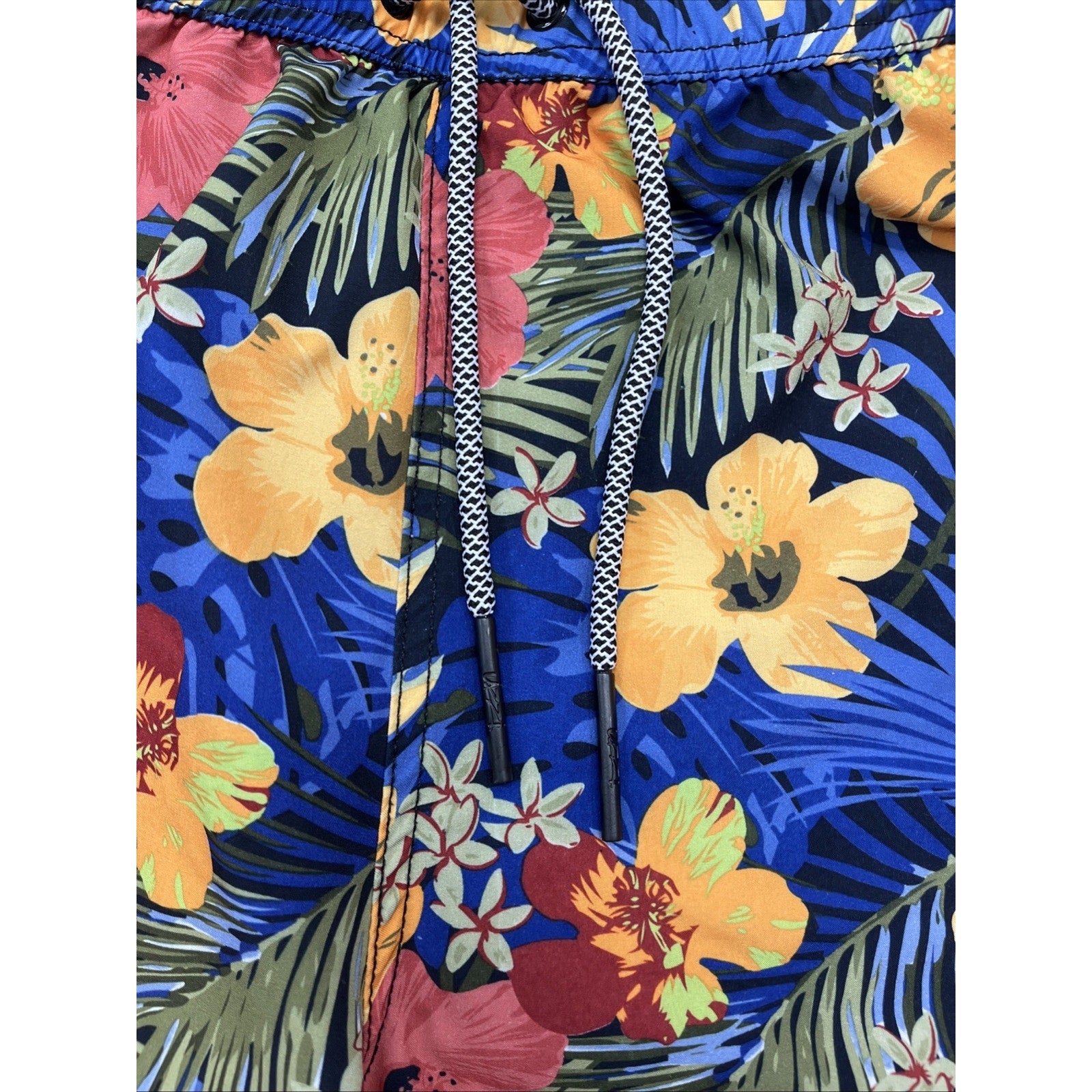 UZZI Floral men s running/swimming shorts size XL