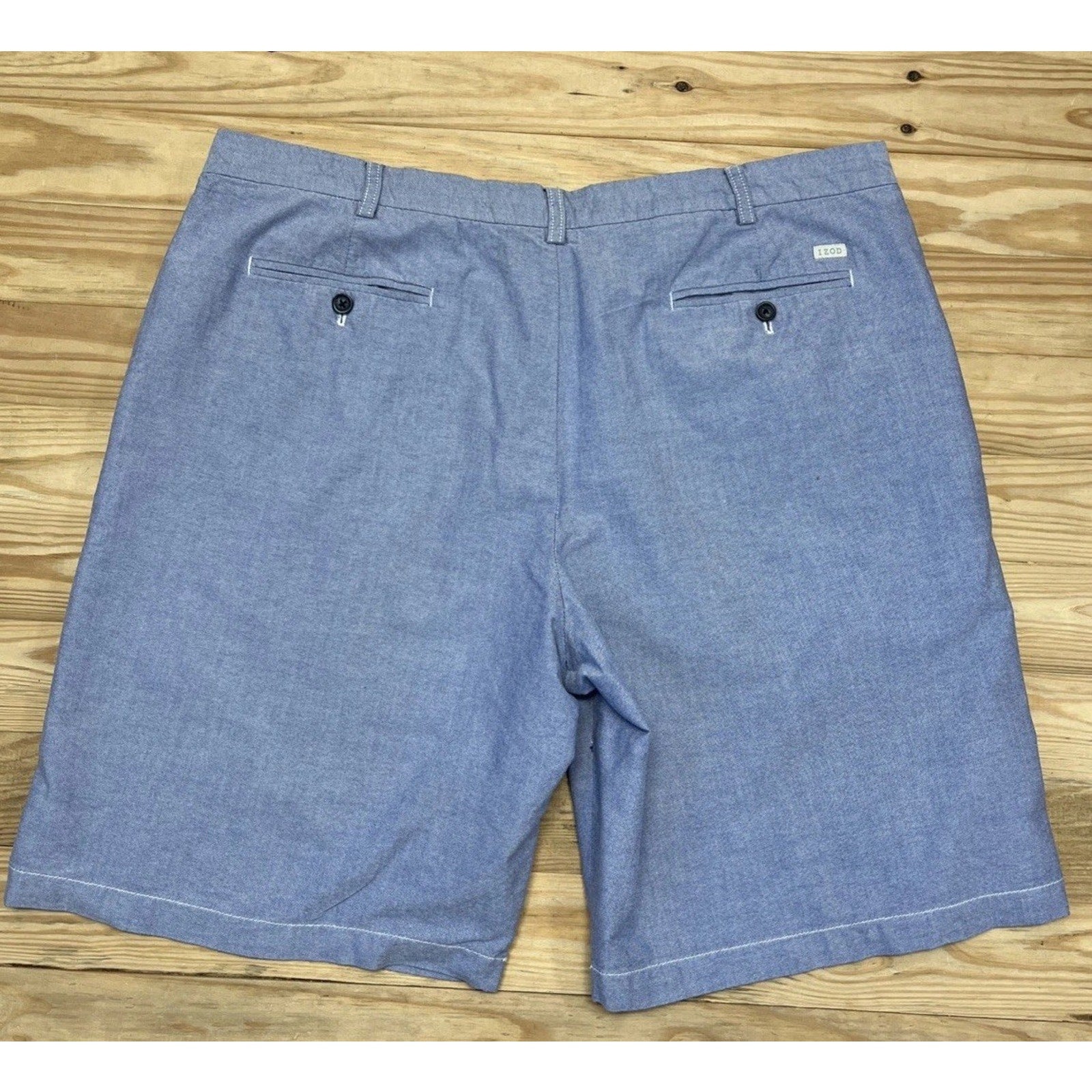 IZOD Flat Front Men's Shorts Size 42 Blue