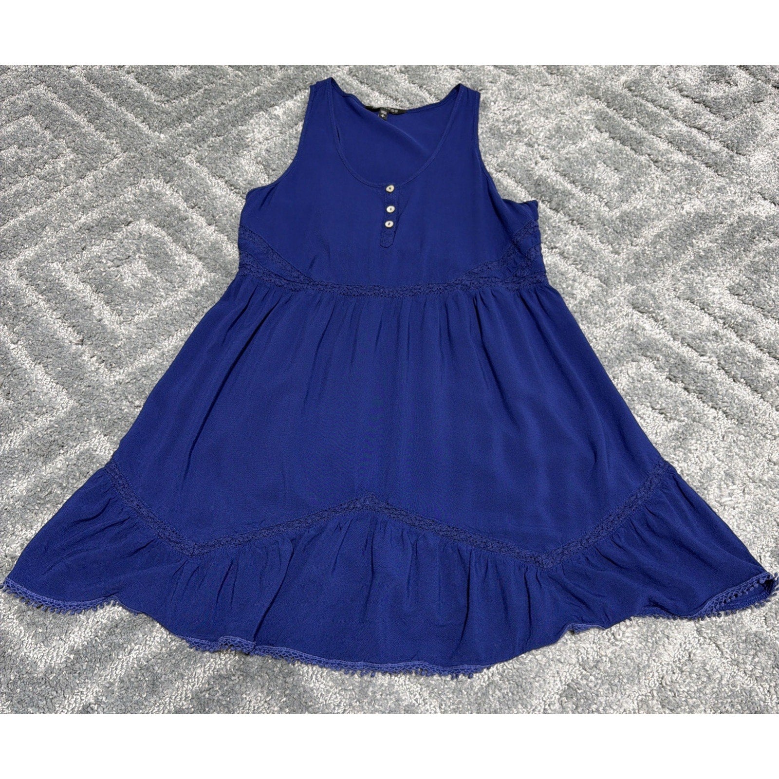 Express Women's Size Small Blue Crochet Detailed Sleeveless Babydoll Fit Dress