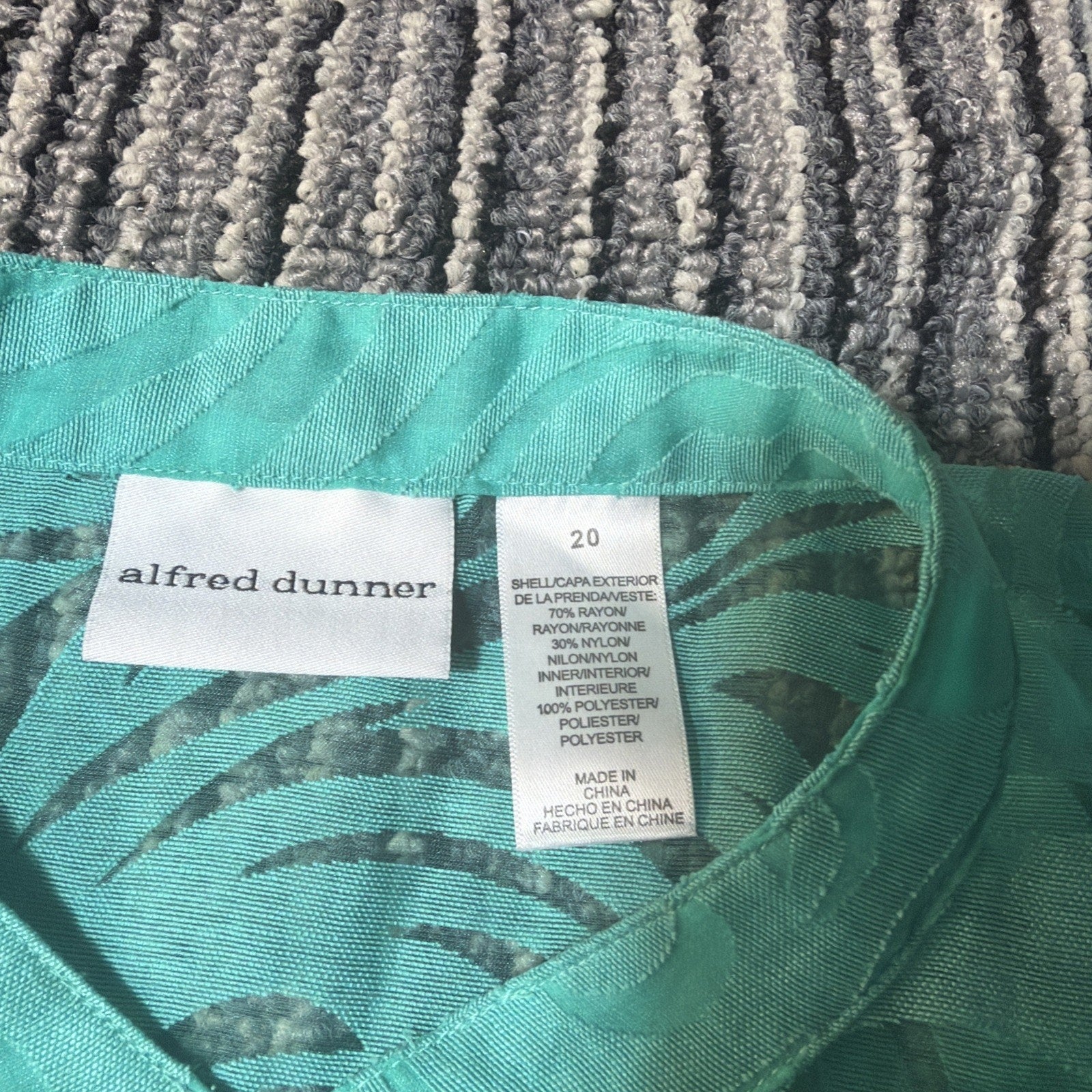 Alfred Dunner Plus Sz 20 Burnout Cover Up Lace Aqua Button-Up Blouse NWT