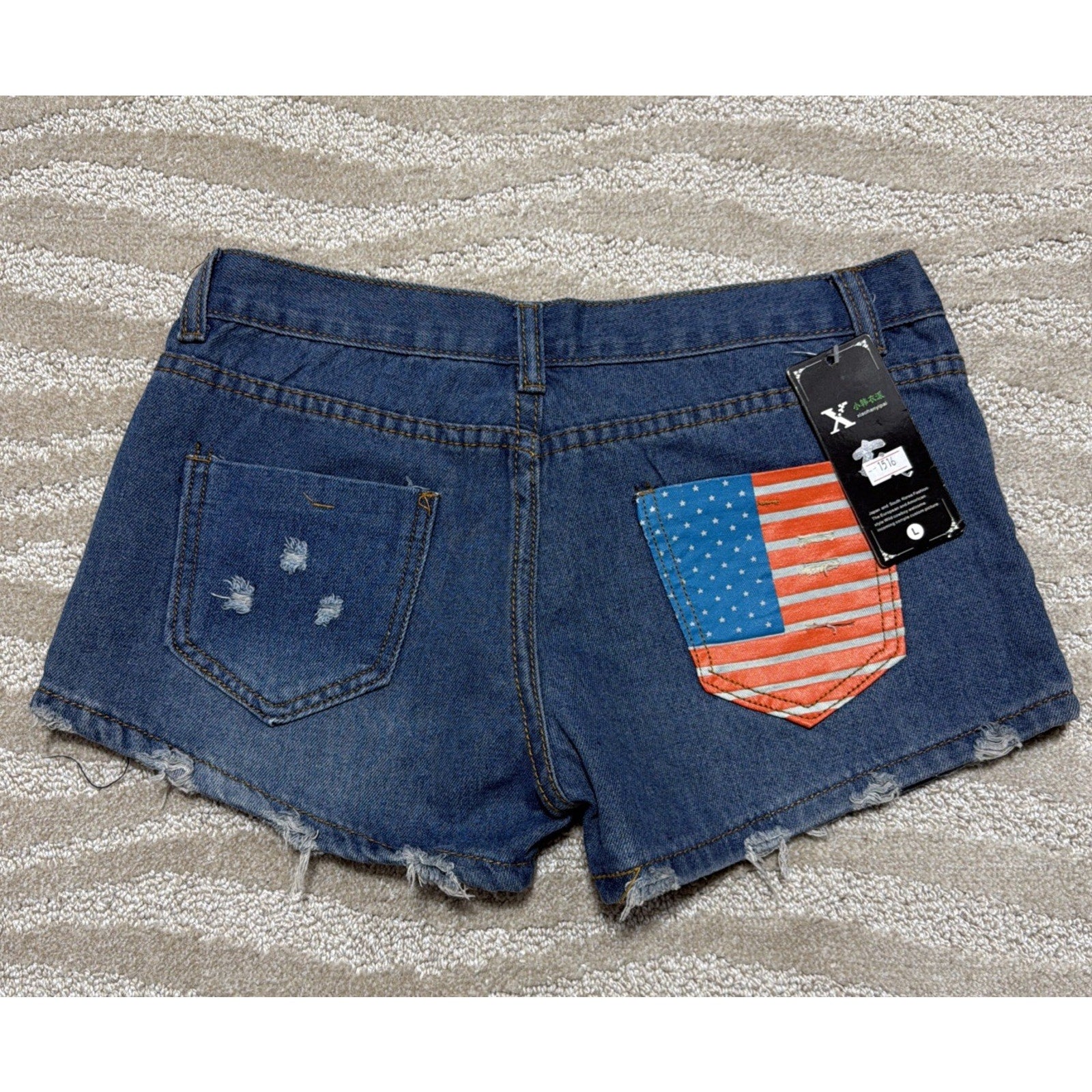 Womens Distressed Denim Short Women Sz L Blue Cut-Off American Flag Pockets NWT