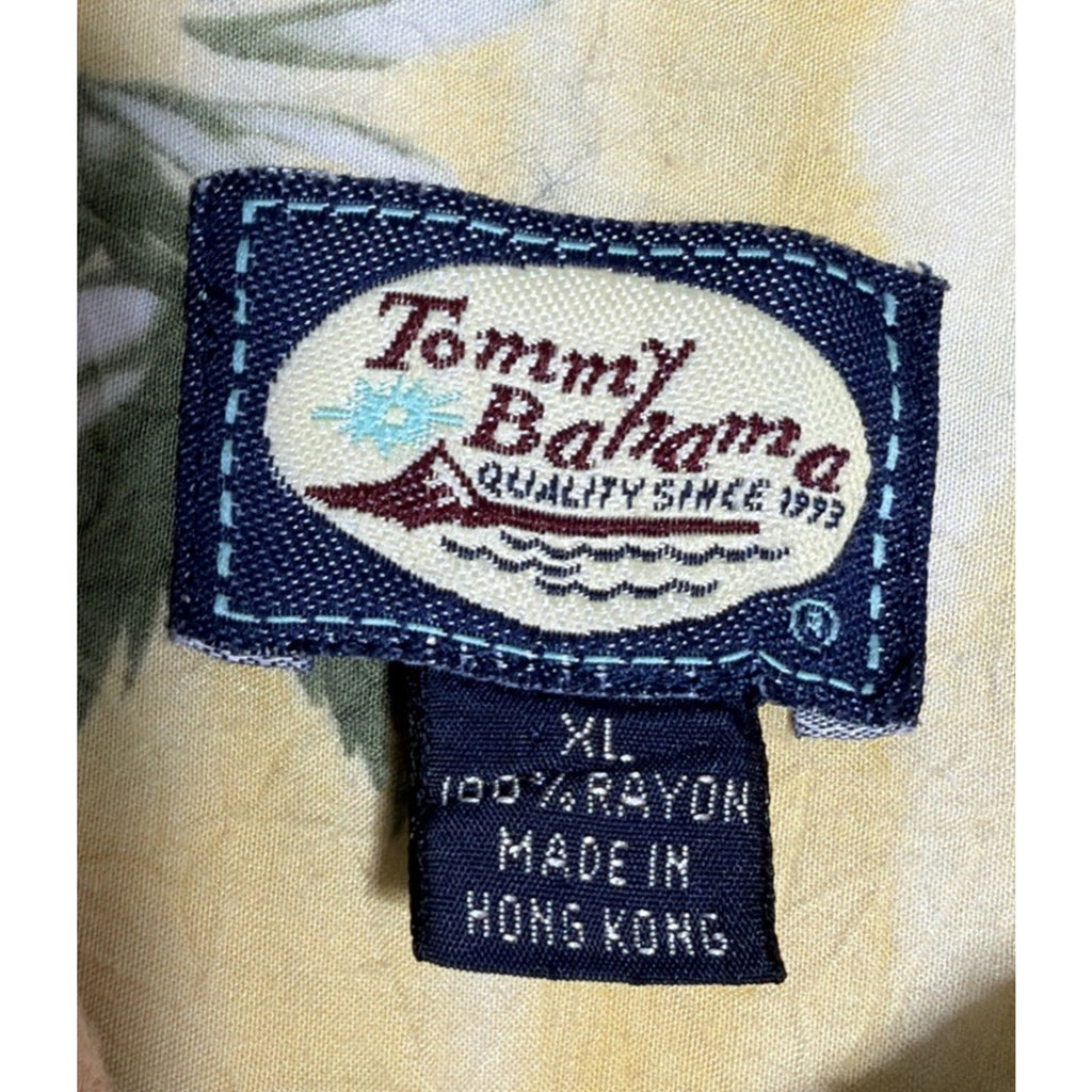 Tommy Bahama Floral Button Up Shirt Men’s XL Yellow Casual Beach Vacation
