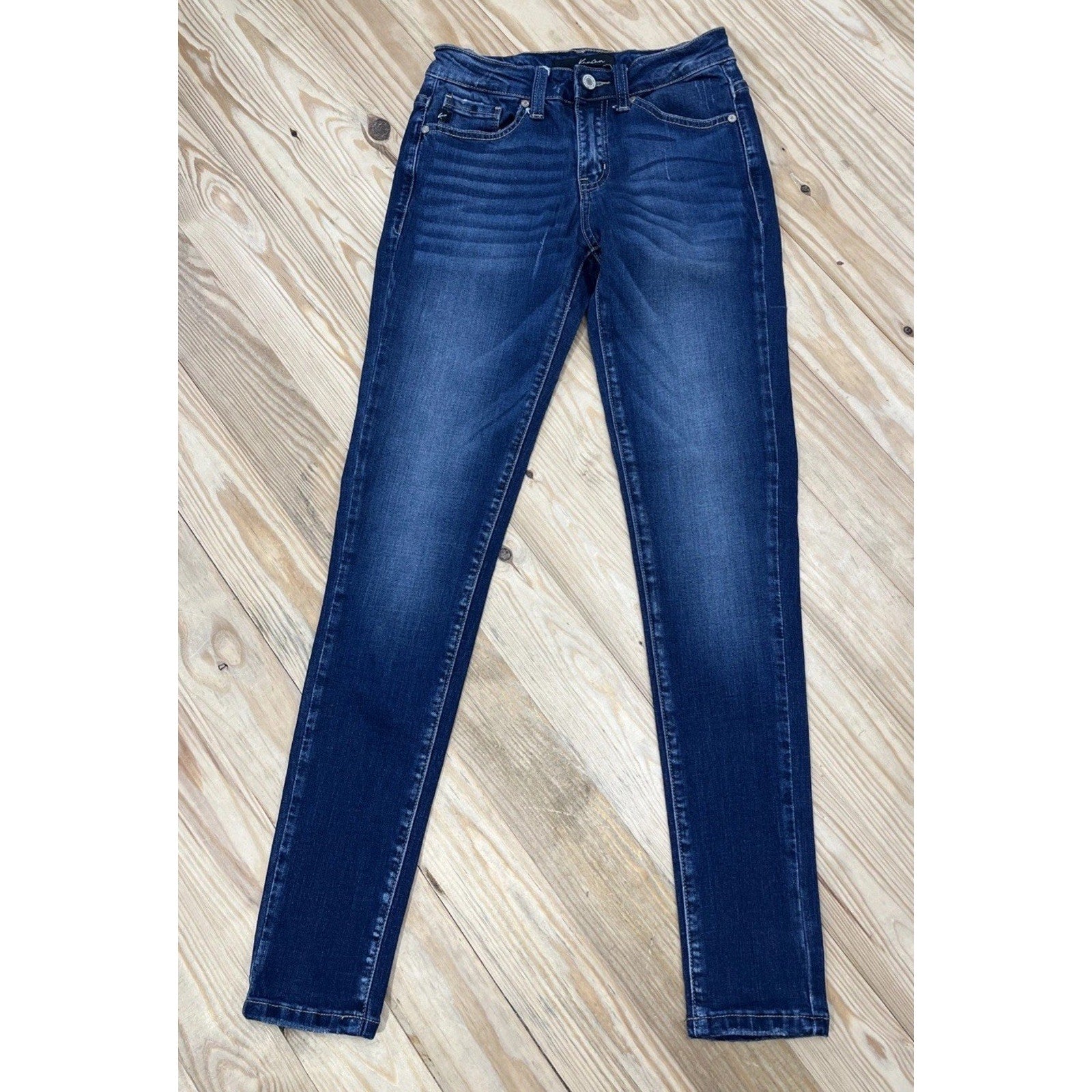 KanCan Women's High-Rise Skinny Stretch Medium Wash Jeans Cotton Blend Size 3/25