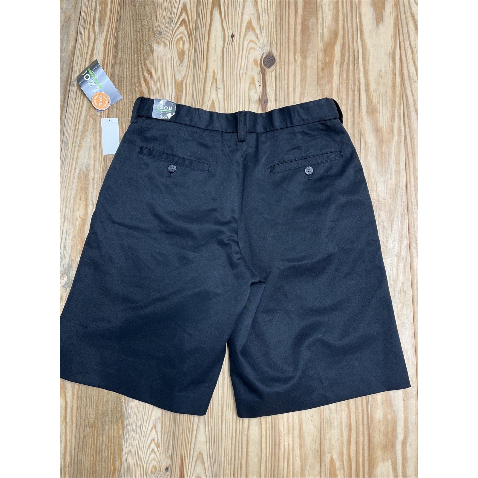 NEW IZOD Performance Moisture Wicking Golf Shorts 30