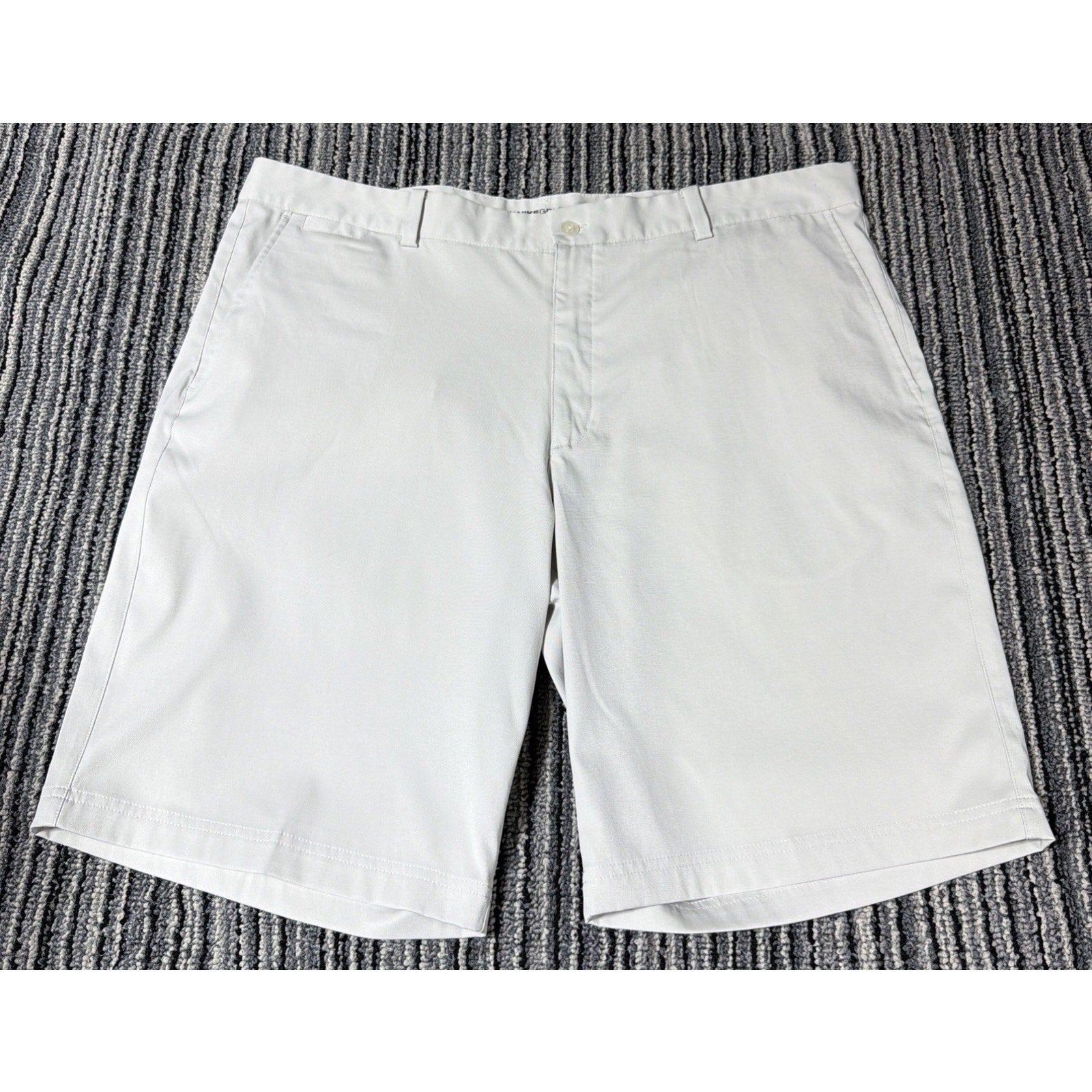 Nike Dri-Fit Tour Performance Biege Golf Shorts Size 40 Stretch