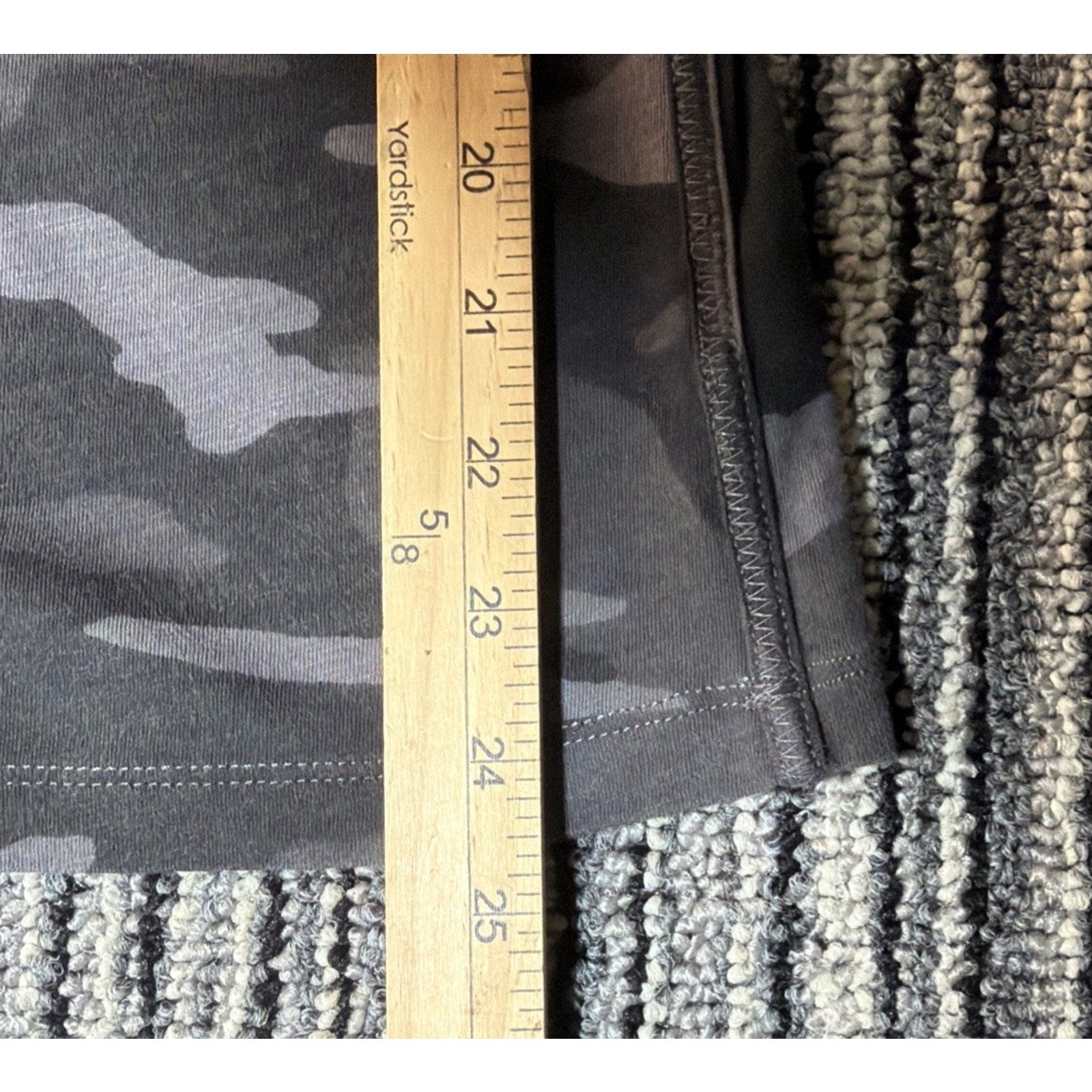 Athleta Cotton camo crew tee shirt Size Small