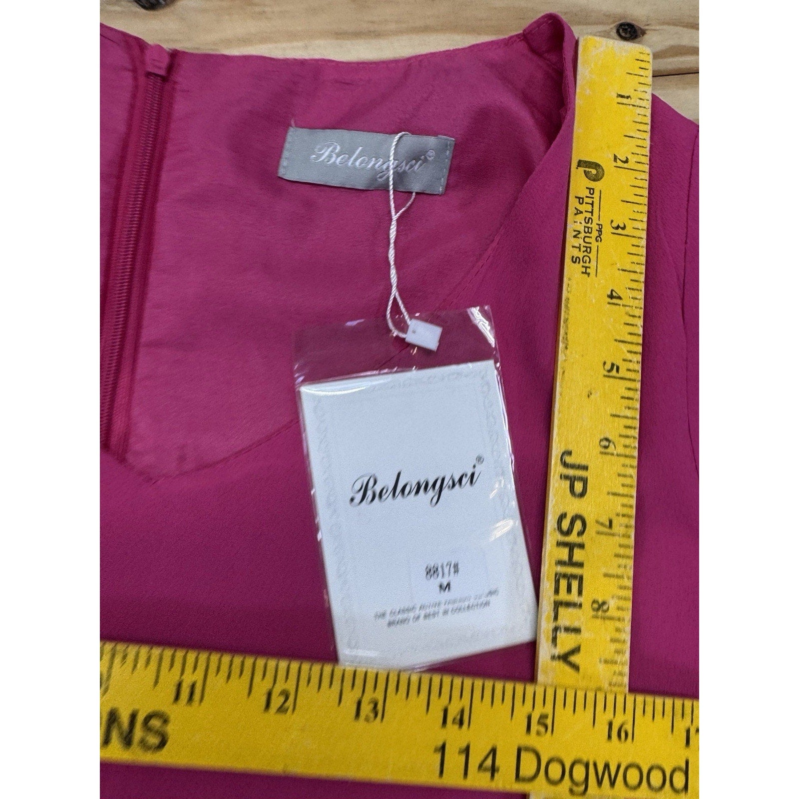 Belongsci Women’s Bright Pink Bell Sleeve Shift Dress Size M NWT Boutique